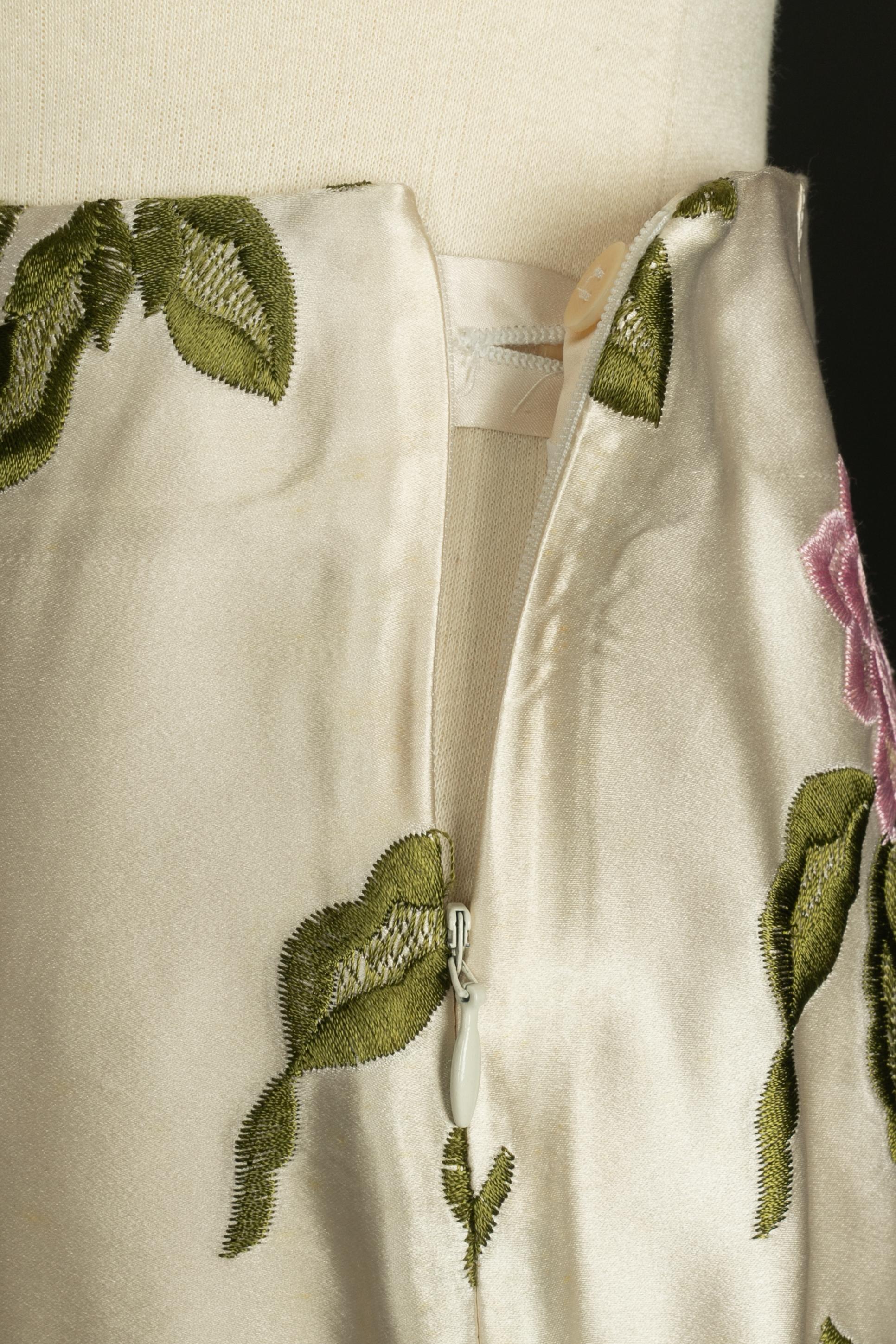 Pantaloni a fiori Giorgio Armani in vendita 2