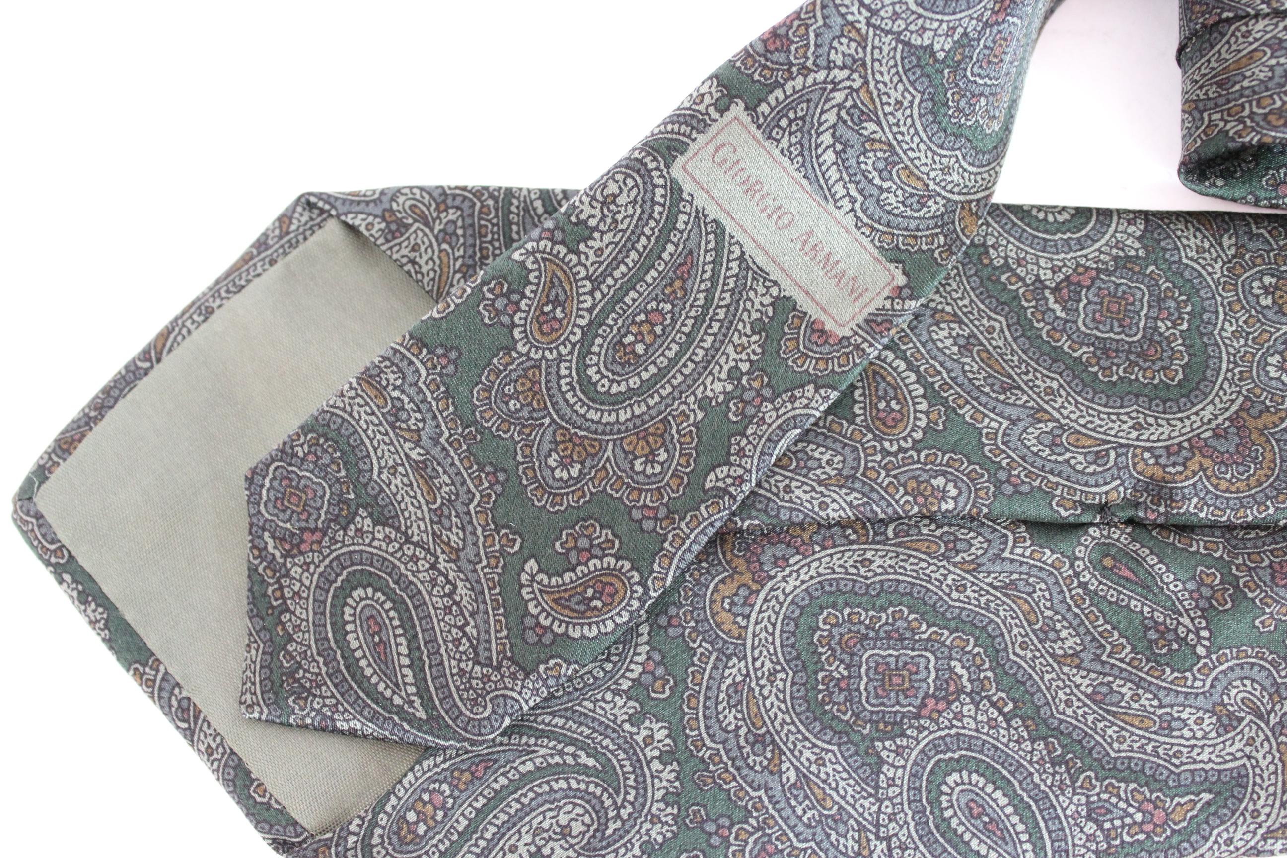 Giorgio Armani Gray Silk Paisley Elegant Classic Tie  1