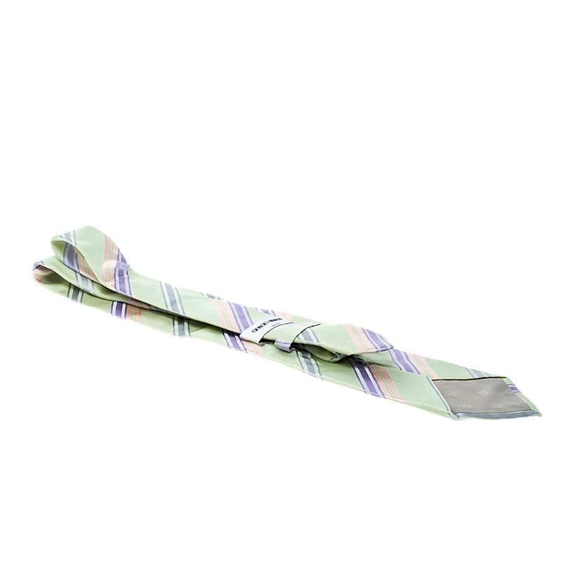 Giorgio Armani Green Contrast Diagonal Striped Traditional Silk Tie In Good Condition For Sale In Dubai, Al Qouz 2