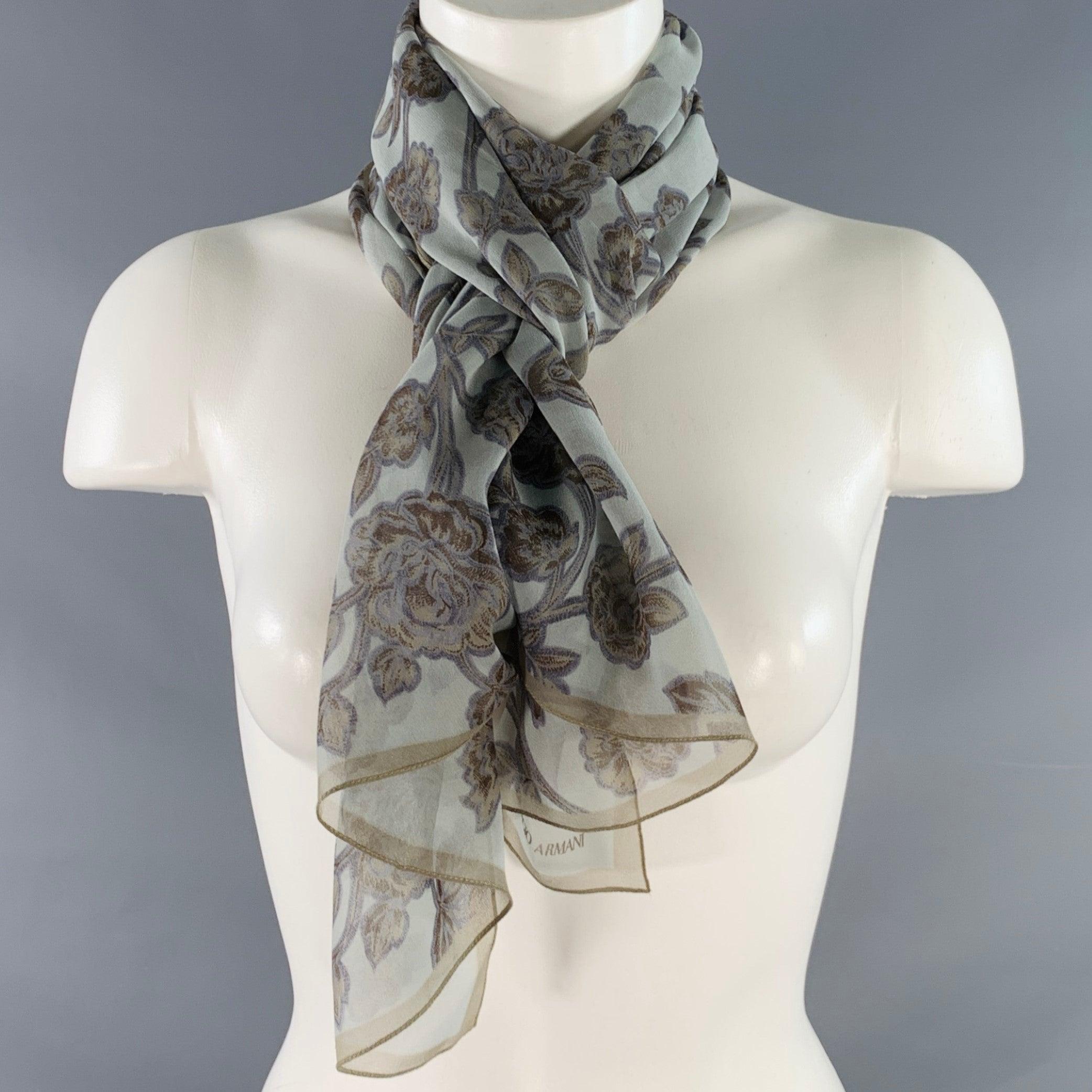 GIORGIO ARMANI Sciarpa di seta floreale grigio-blu Scialle in vendita 1