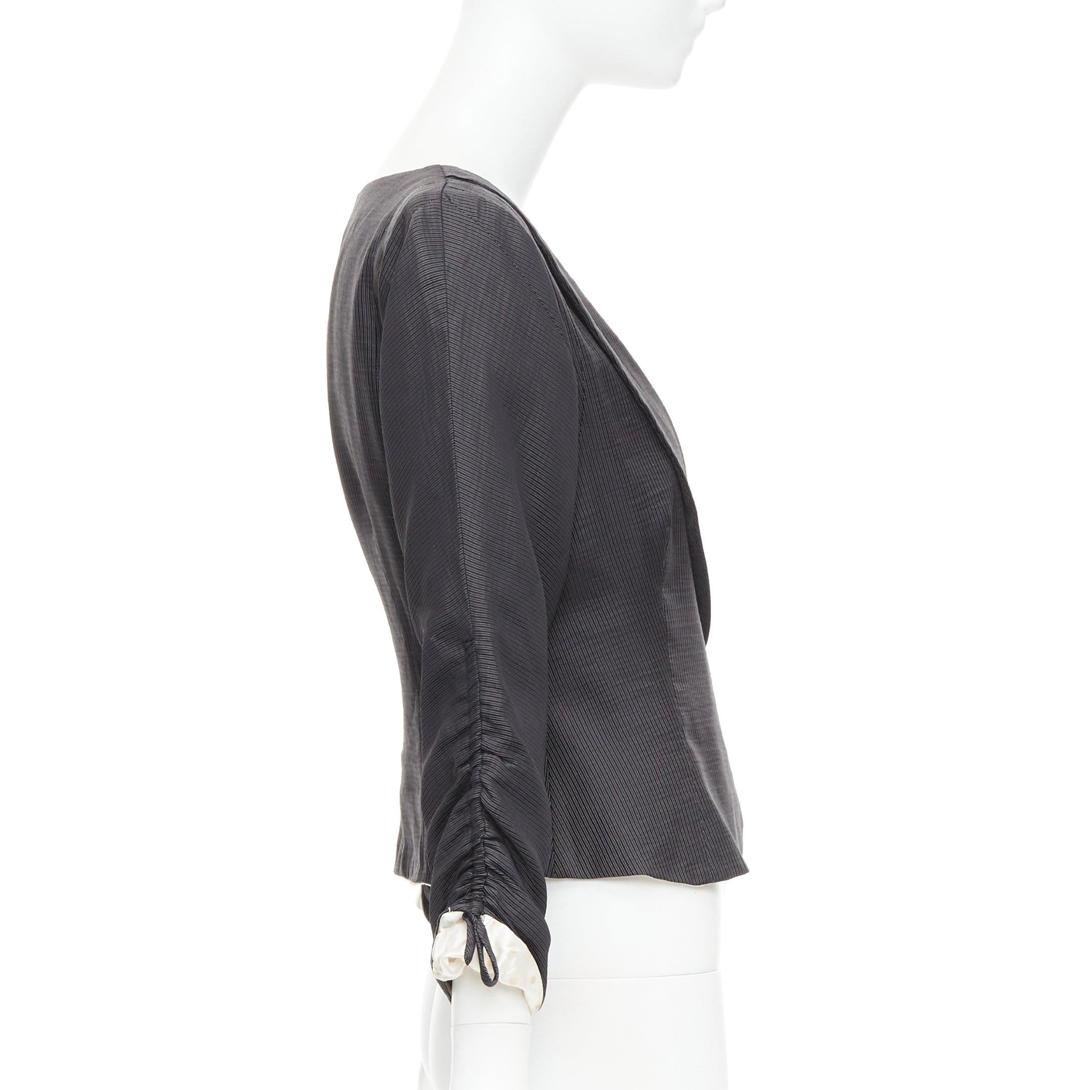 GIORGIO ARMANI grey ramie blend ruched kimono wrap crop blazer IT38 XS In Good Condition For Sale In Hong Kong, NT