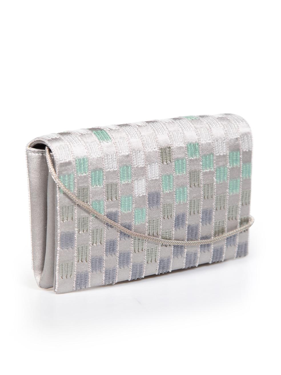CONDITION is Never worn. No visible wear to bag is evident on this new Giorgio Armani designer resale item.
 
 
 
 Details
 
 
 Grey
 
 Cloth textile
 
 Mini clutch bag
 
 Sequin and bead embellished
 
 Flap with magnetic fastening
 
 Detachable