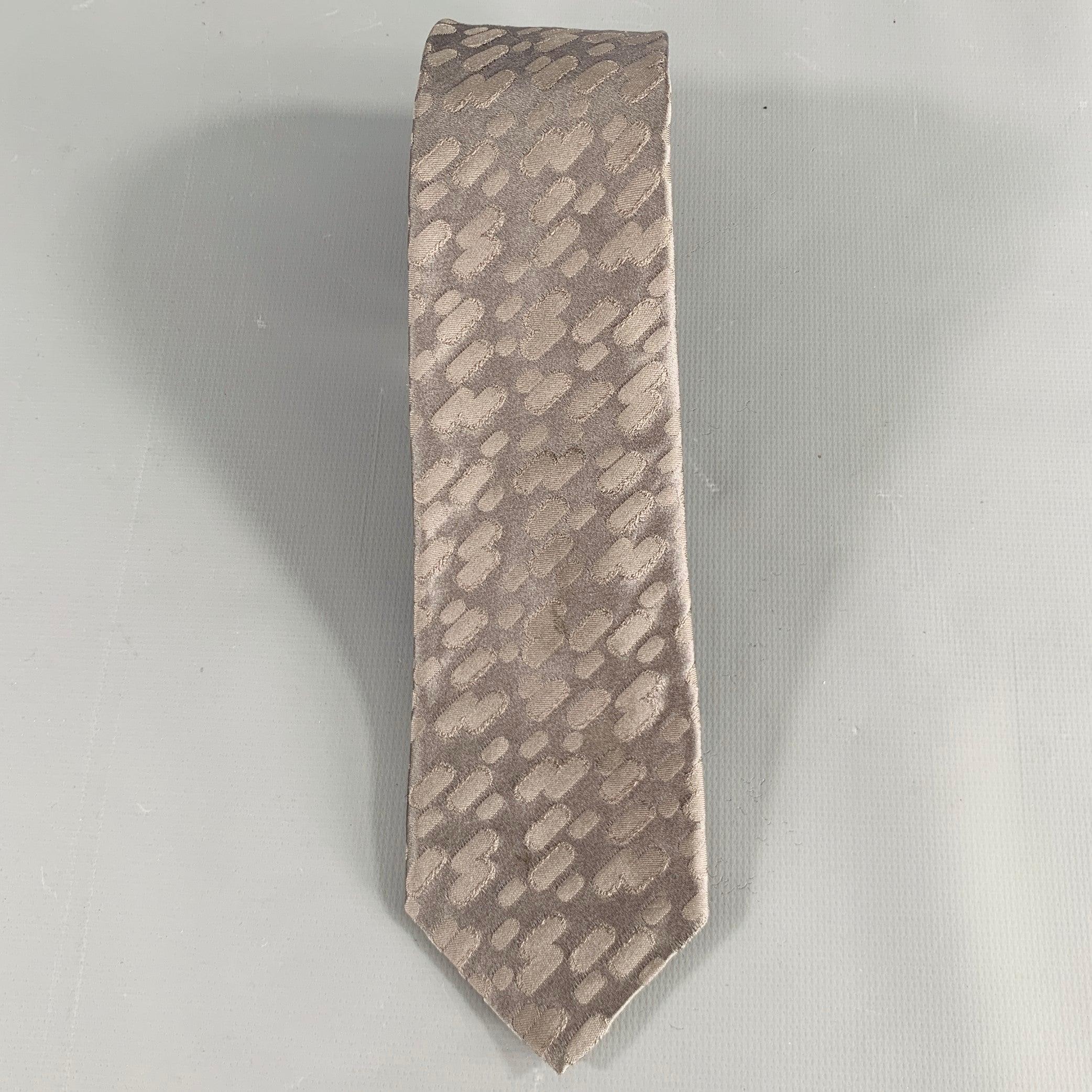 Gray GIORGIO ARMANI Grey Silk Abstract Tie For Sale