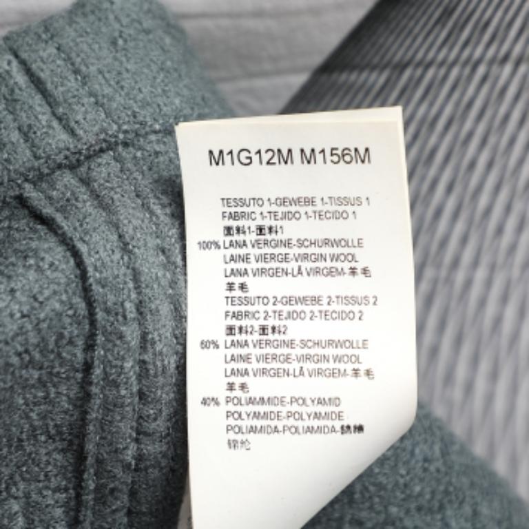 Giorgio Armani Chaqueta gris de lana y punto con detalle de mangas y botones delante XL en venta 1