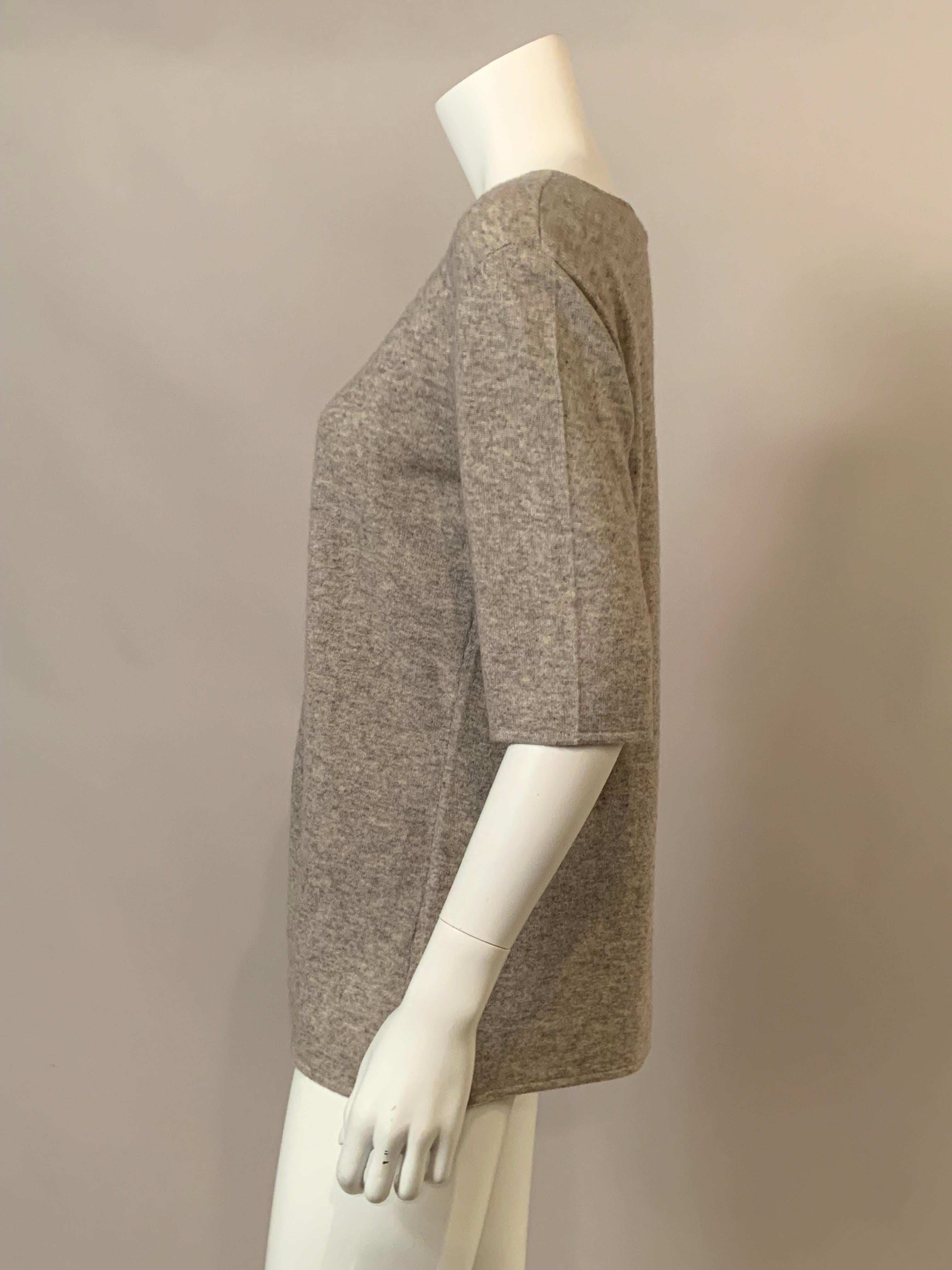 Giorgio Armani Heather Grey Cashmere Sweater  Never Worn For Sale 1
