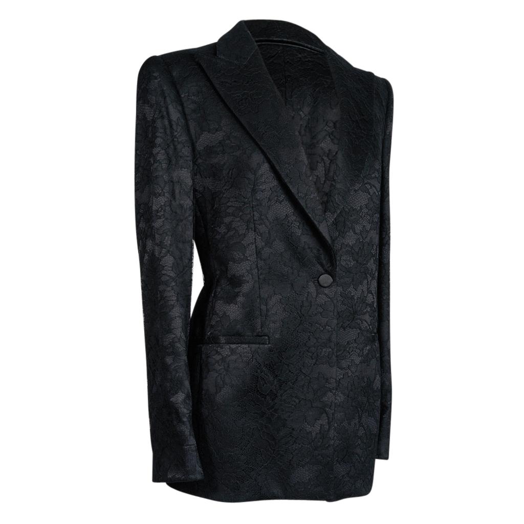 Giorgio Armani Lace Tuxedo Jacket 48fits 8 / 10 New In New Condition In Miami, FL