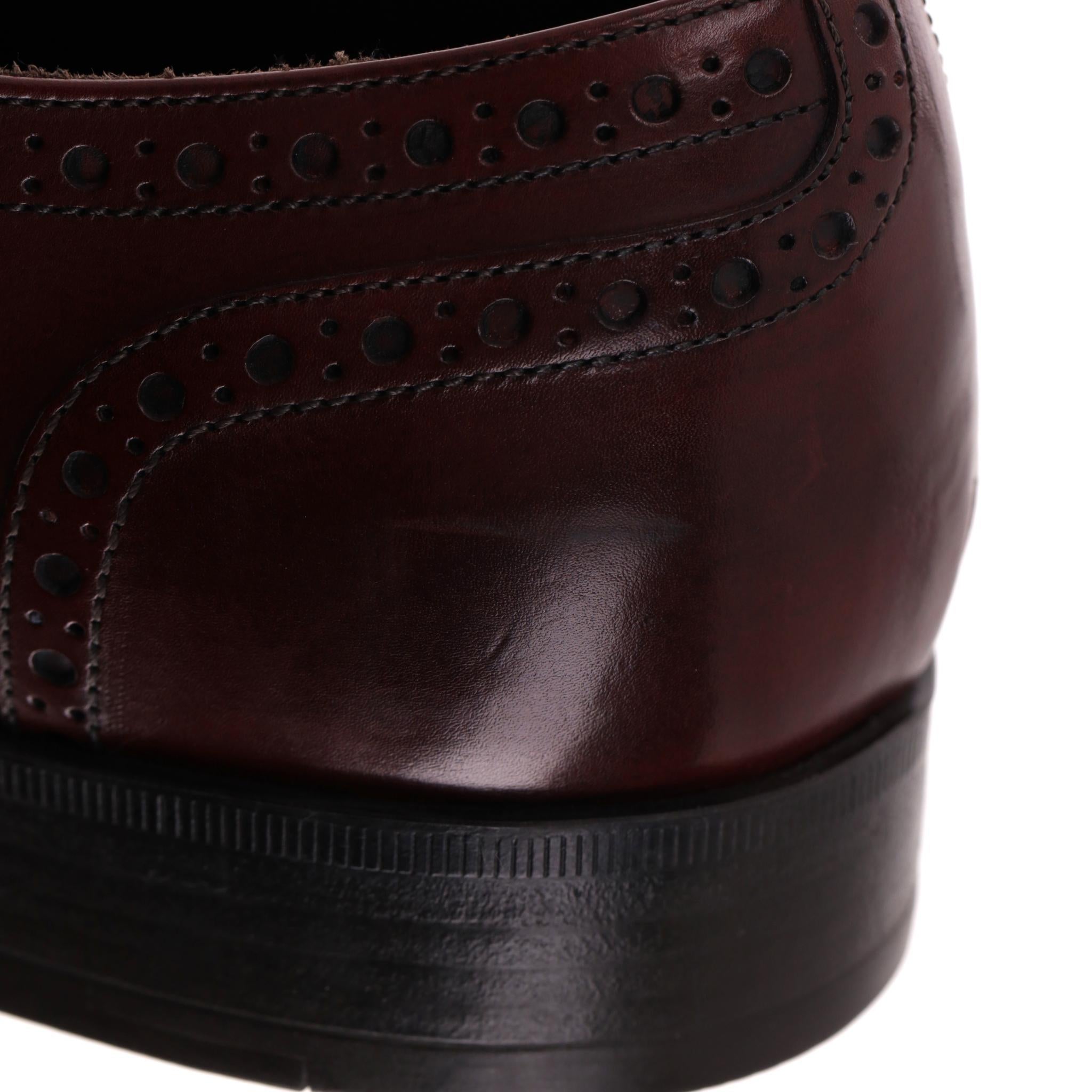 Giorgio Armani - Brogues en cuir en vente 6