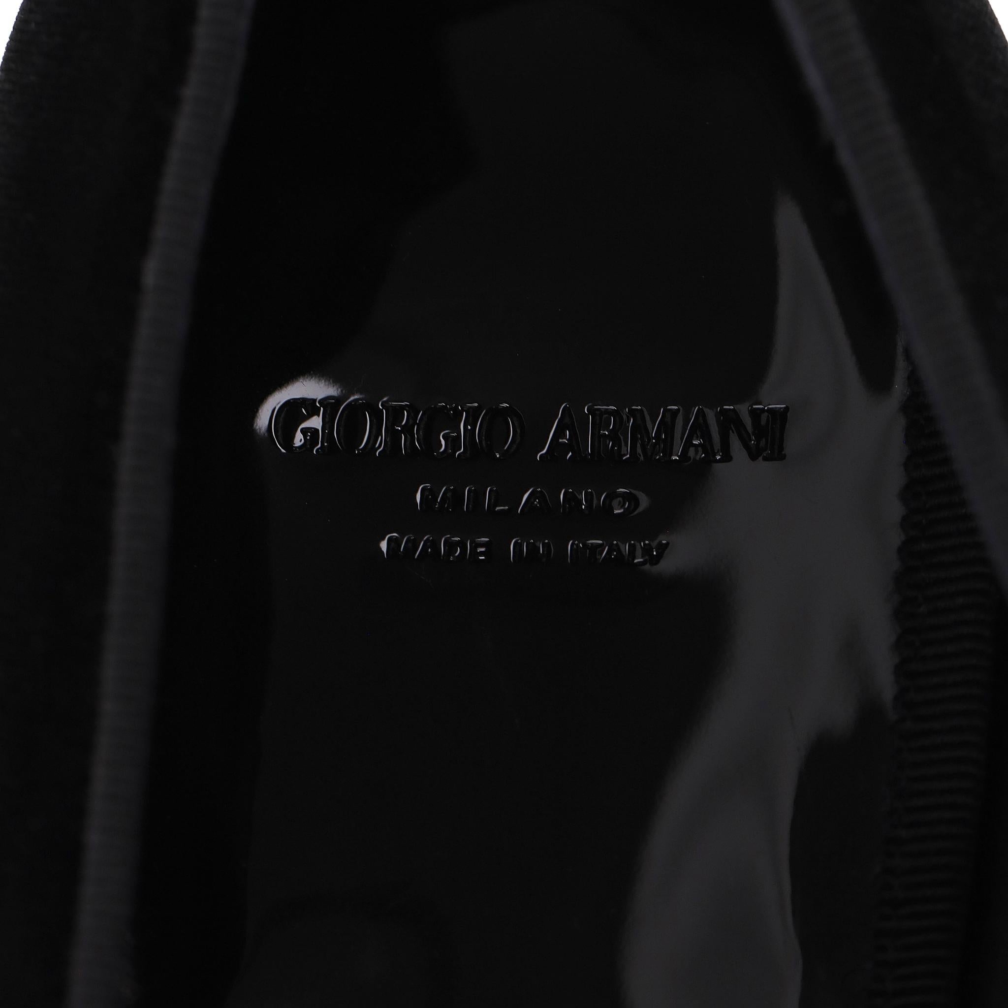 Giorgio Armani - Mocassins en velours brodé avec logo en vente 2