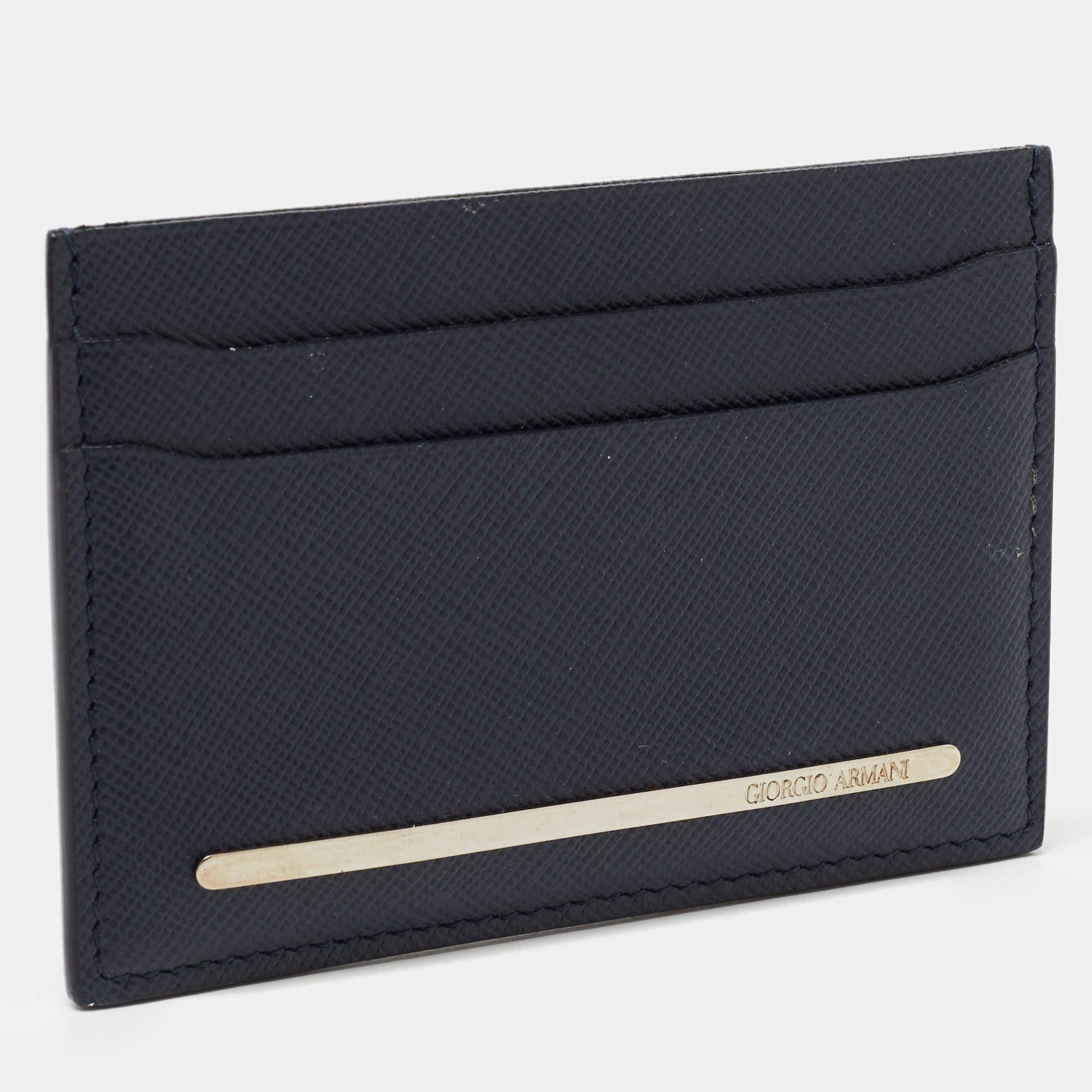 Giorgio Armani Marineblauer Kartenetui aus Leder in Marineblau im Zustand „Hervorragend“ im Angebot in Dubai, Al Qouz 2