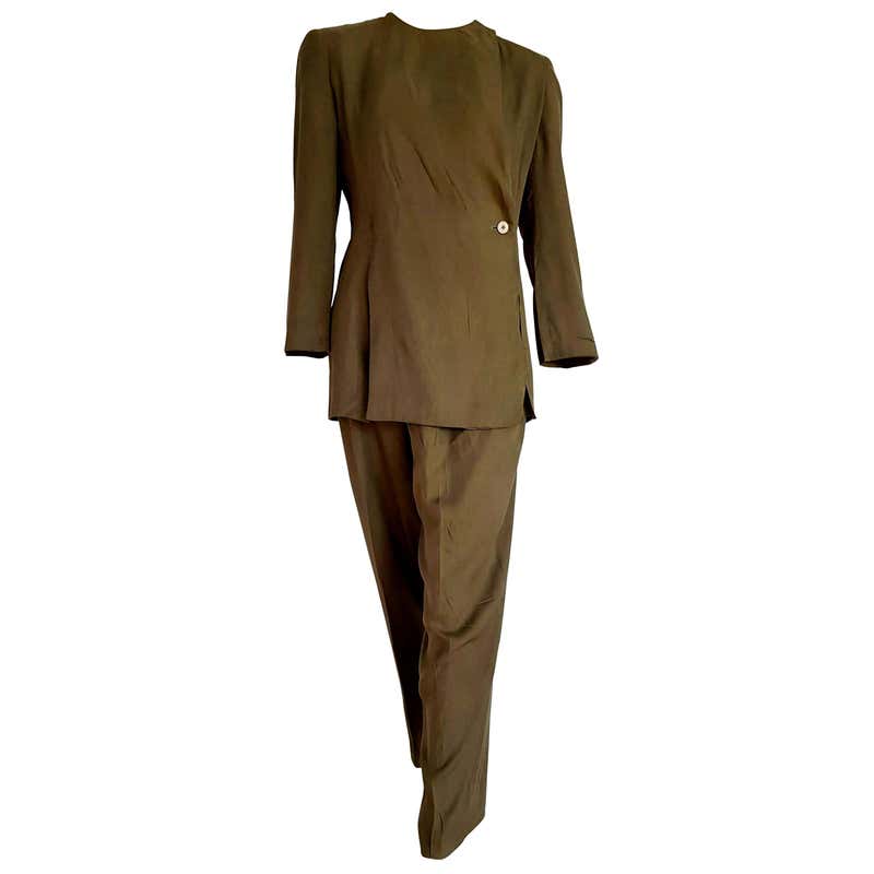 Vintage and Designer Suits, Outfits and Ensembles - 4,094 For Sale at ...