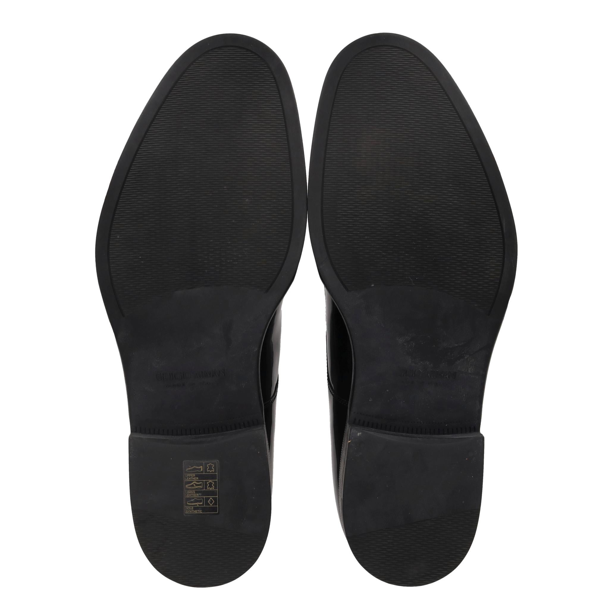 Chaussures derby en cuir verni Giorgio Armani Pour hommes en vente