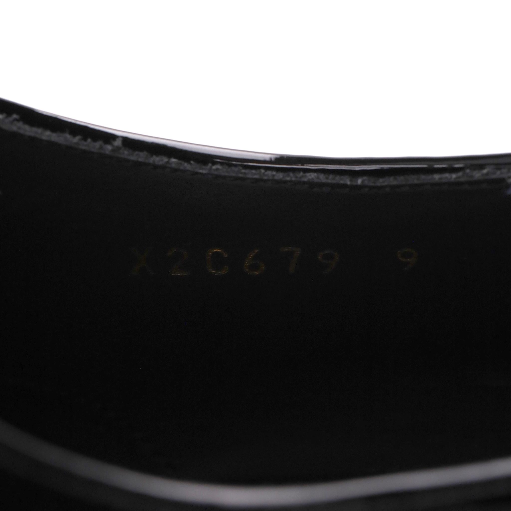 Chaussures derby en cuir verni Giorgio Armani en vente 1