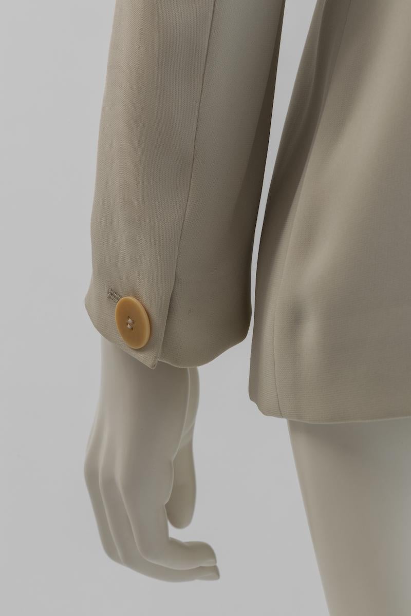 Giorgio Armani Pearl Grey Jacket Size 44 EU New In New Condition For Sale In New York, NY