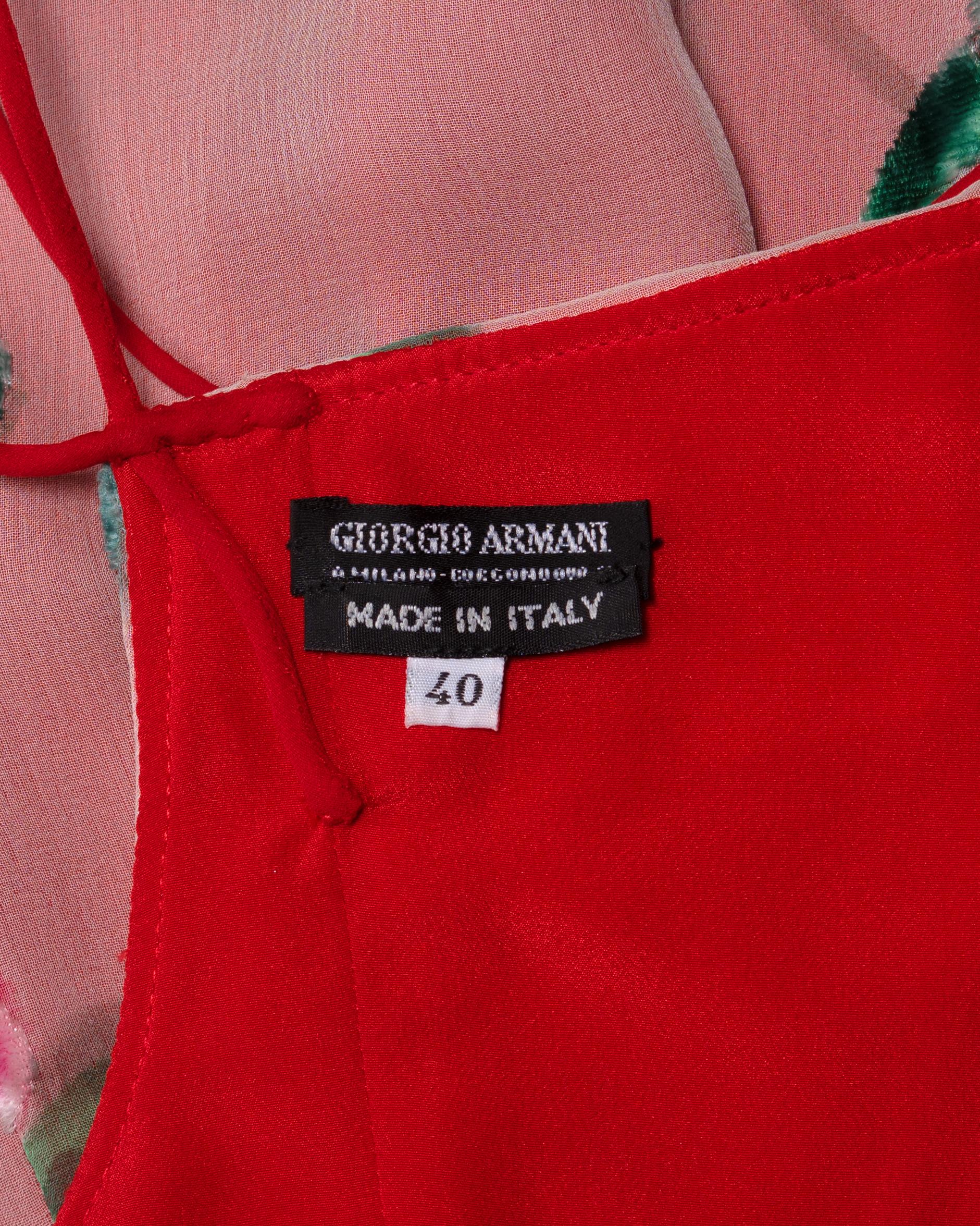 Giorgio Armani Rosafarbenes, geblümtes Spaghetti-Träger-Abendkleid aus Samt, FW 1996 im Angebot 9
