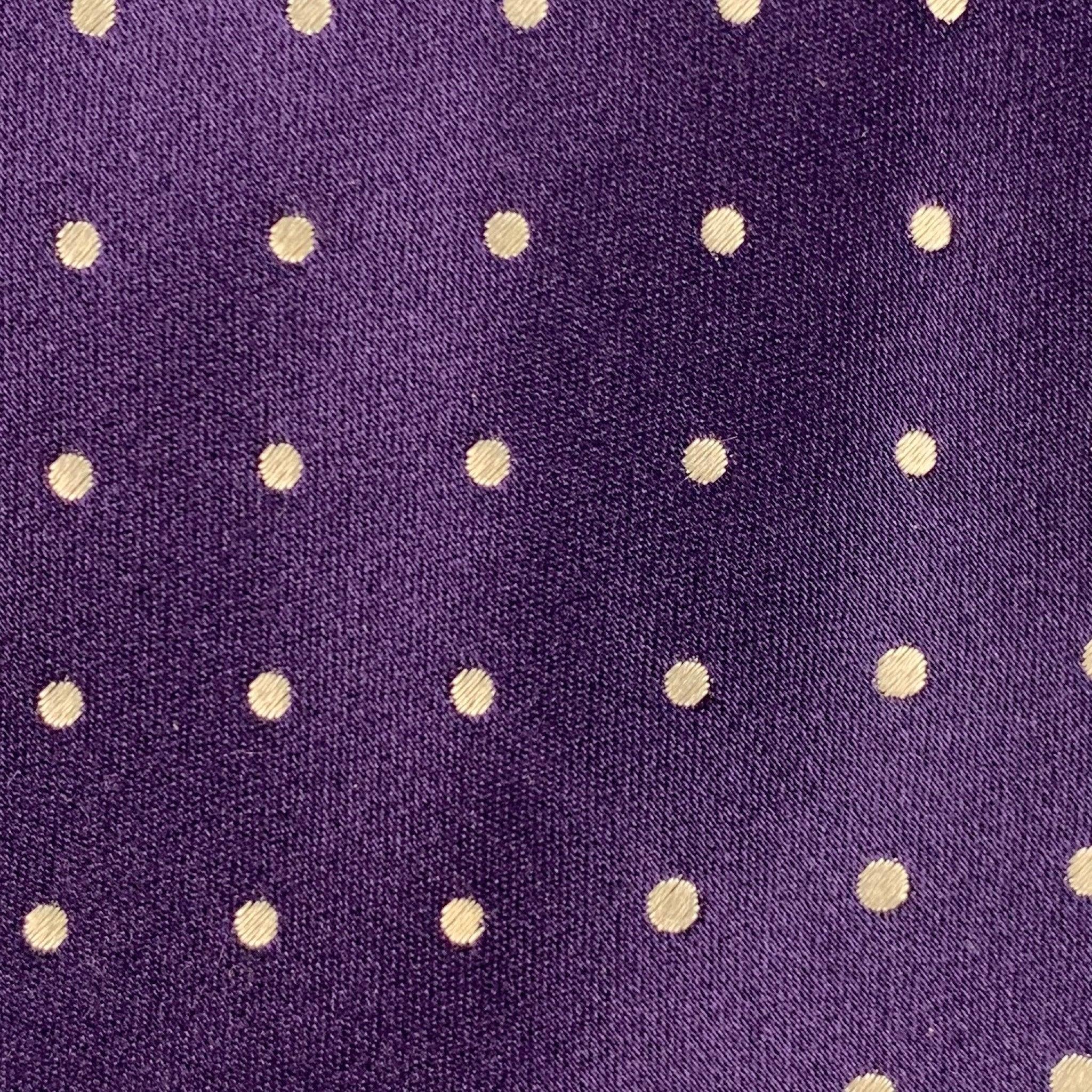GIORGIO ARMANI Purple White Dots Silk Satin Tie In Good Condition For Sale In San Francisco, CA