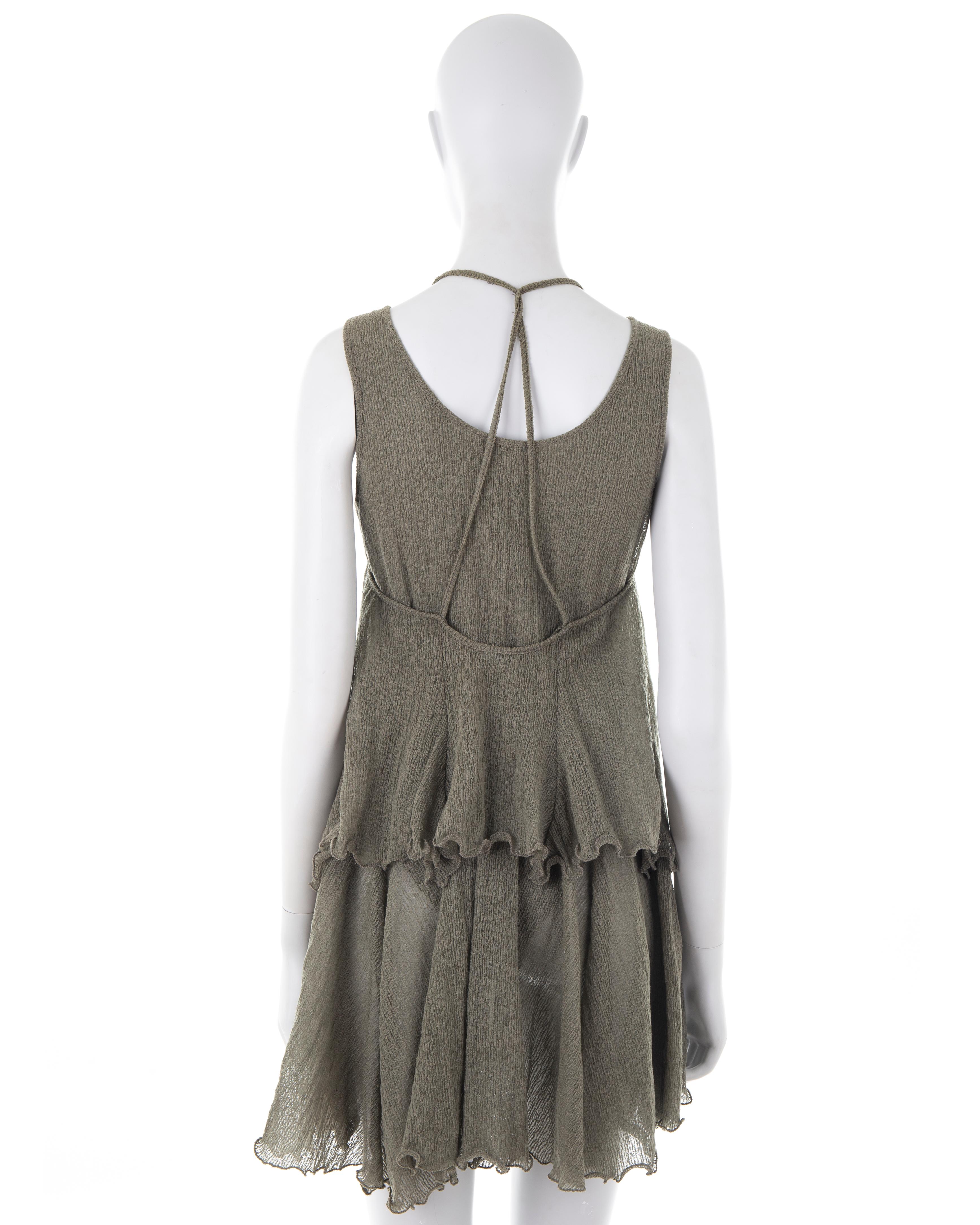 Giorgio Armani S/S 1995 taupe crinkled 2 pieces dress In Excellent Condition For Sale In Rome, IT