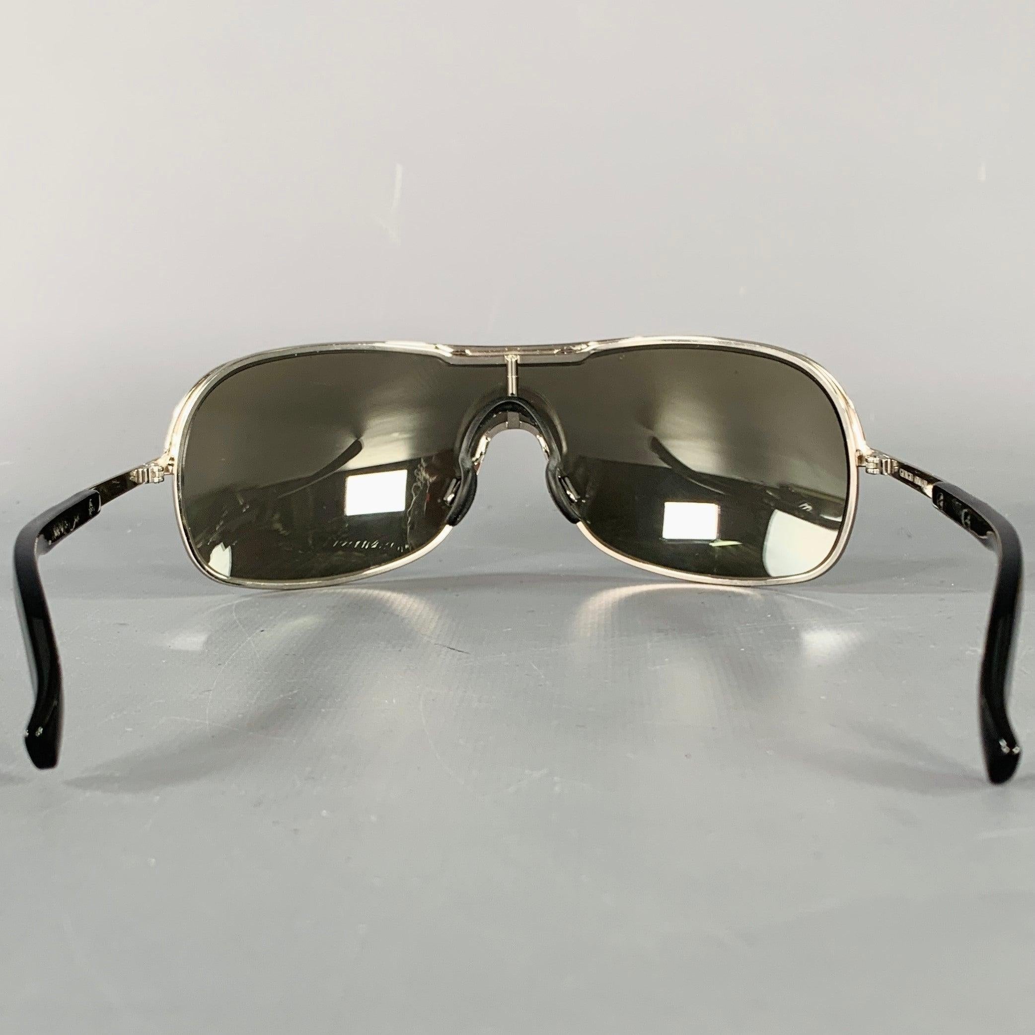 GIORGIO ARMANI Silver Black Metal Shield Mirrored Sunglasses In Good Condition For Sale In San Francisco, CA