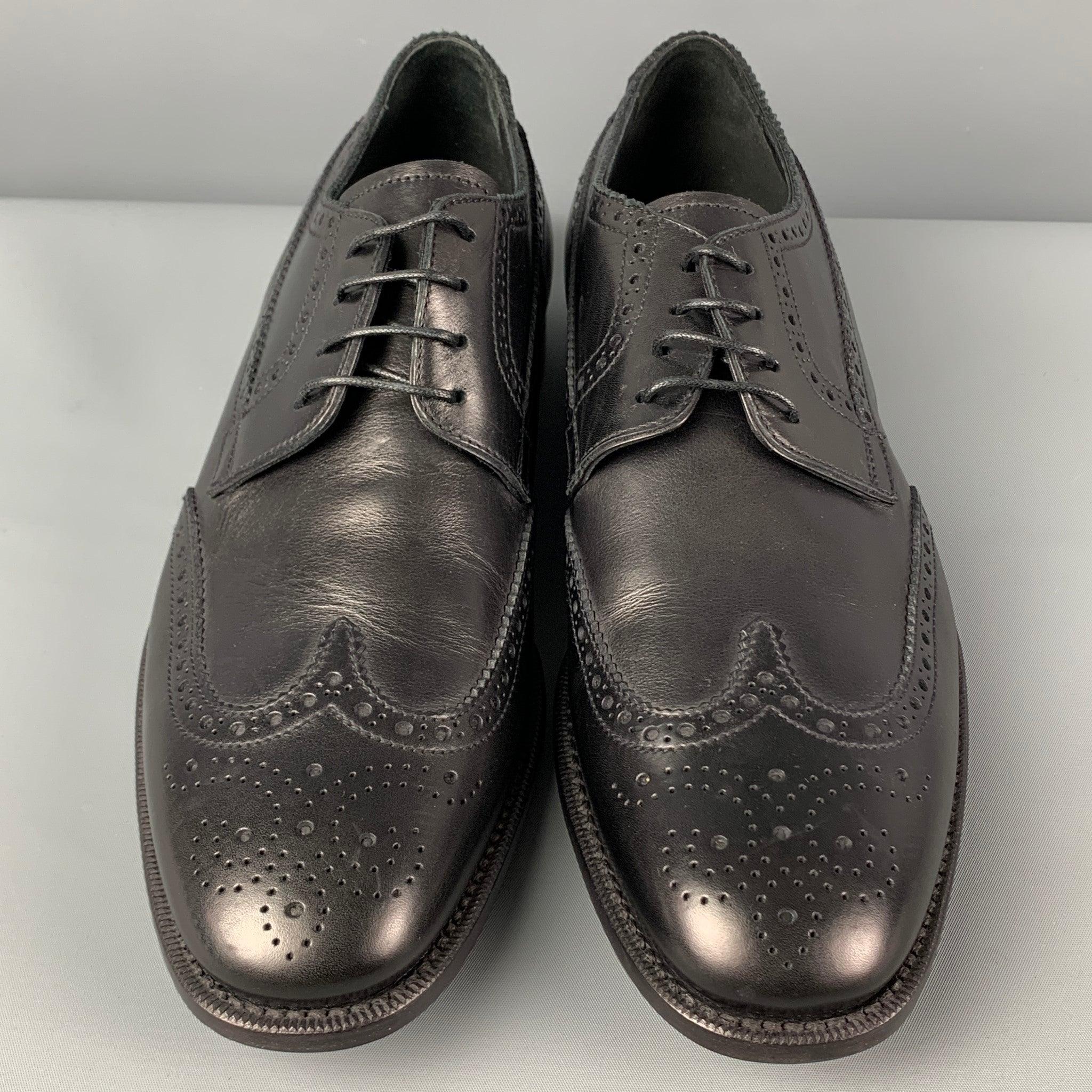 Men's GIORGIO ARMANI Size 10 Black Perforated Leather Wingtip Lace Up Shoes For Sale