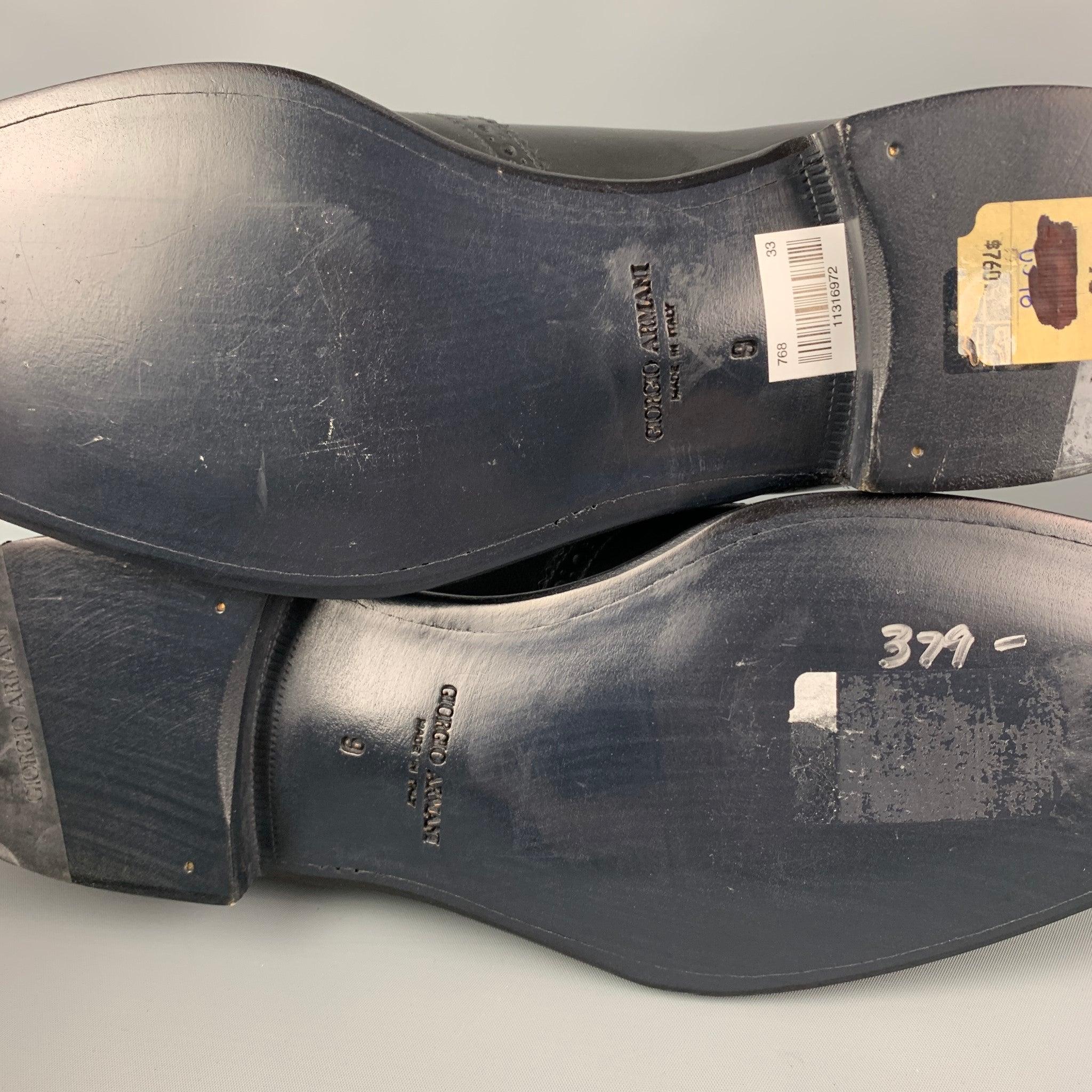 GIORGIO ARMANI - Chaussures à lacets en cuir perforé noir, taille 10 en vente 3