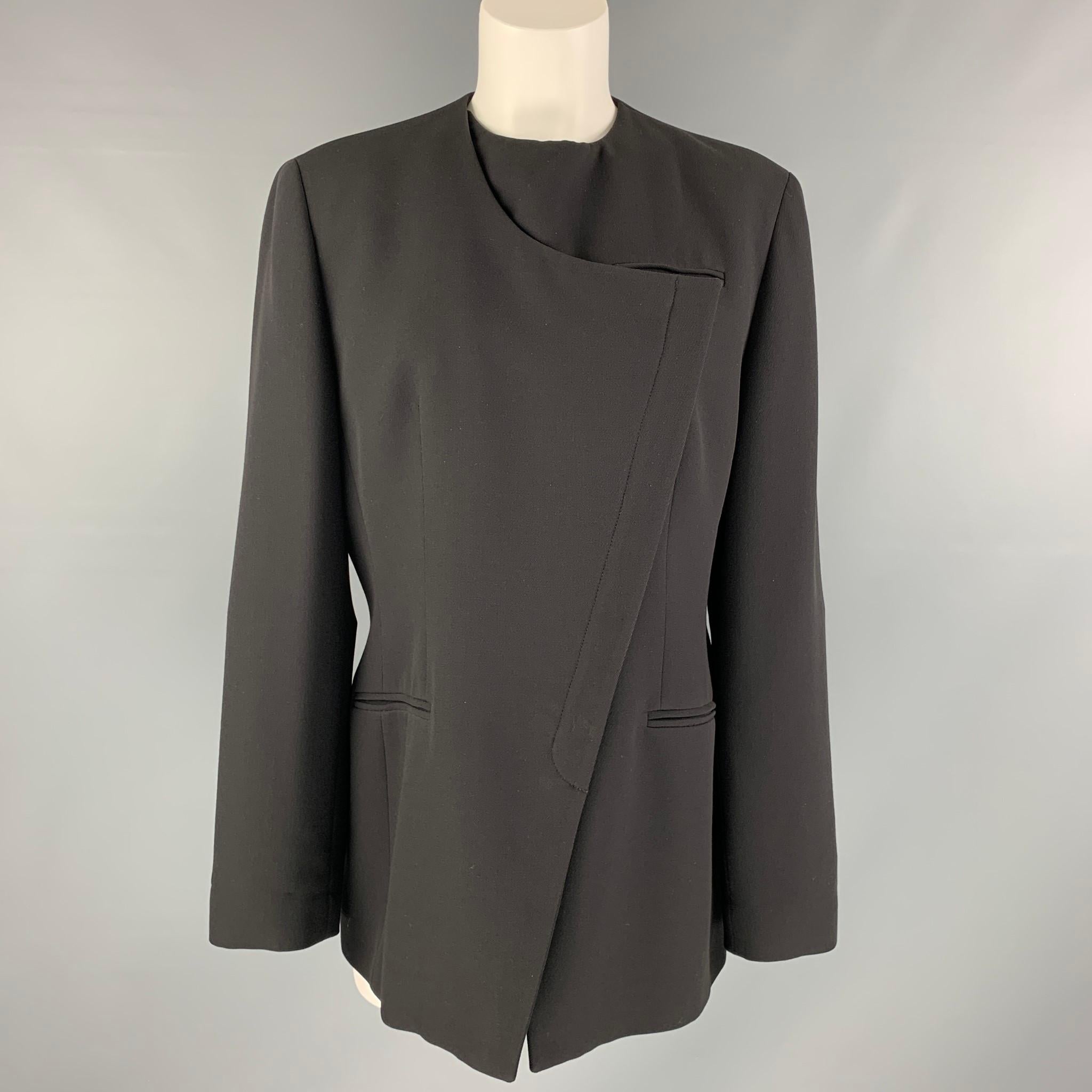 GIORGIO ARMANI 'A MILANO- BORGONUOVO 21' jacket comes in black wool fabric, no collar, zip up closure, lined, shoulder pads and three welt pockets. Made in Italy.

Excellent Pre-Owned Condition.
Marked: M

Measurements:

Shoulder: 16.5 in.
Bust: 41