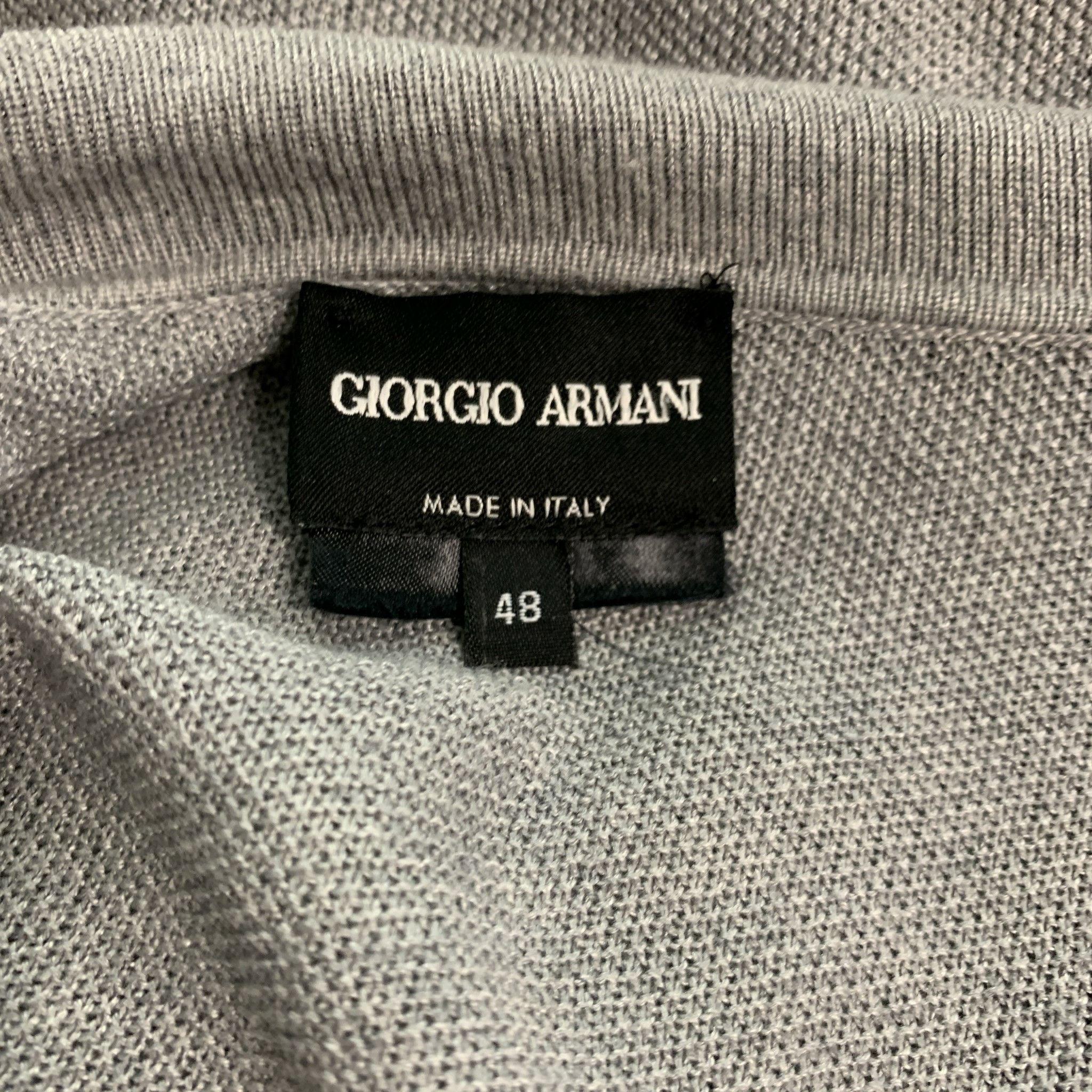 GIORGIO ARMANI Size 12 Grey Silk V-Neck Short Sleeve Shirt For Sale 1
