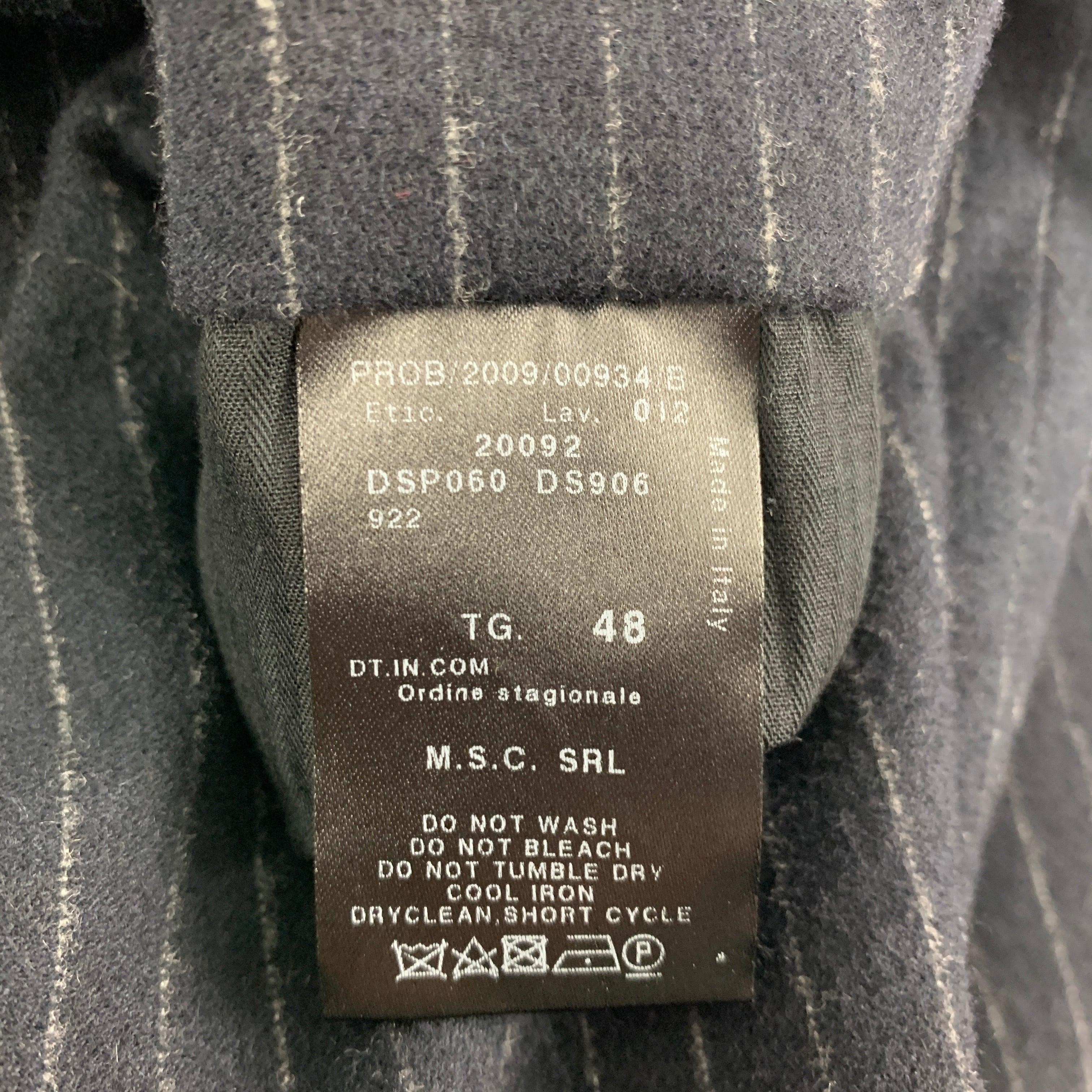 GIORGIO ARMANI Size 32 Navy Pinstripe Wool Blend Dress Pants In Good Condition In San Francisco, CA
