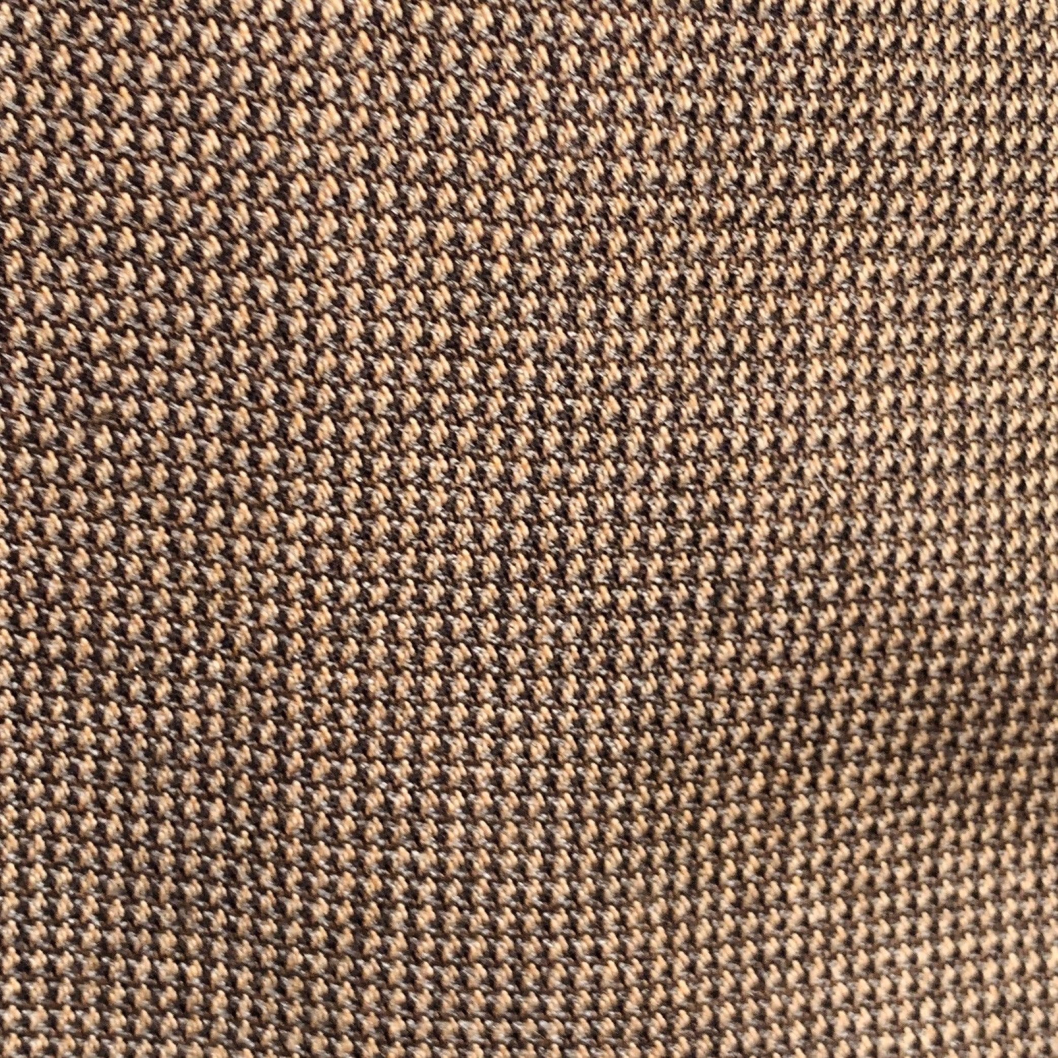 GIORGIO ARMANI Size 38 Brown Beige Woven Peak Lapel Sport Coat In Excellent Condition For Sale In San Francisco, CA