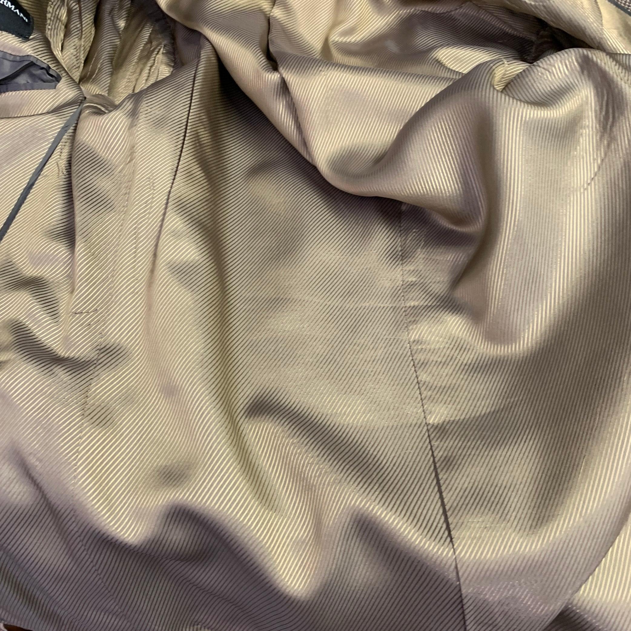 GIORGIO ARMANI Size 38 Brown Beige Woven Peak Lapel Sport Coat For Sale 4