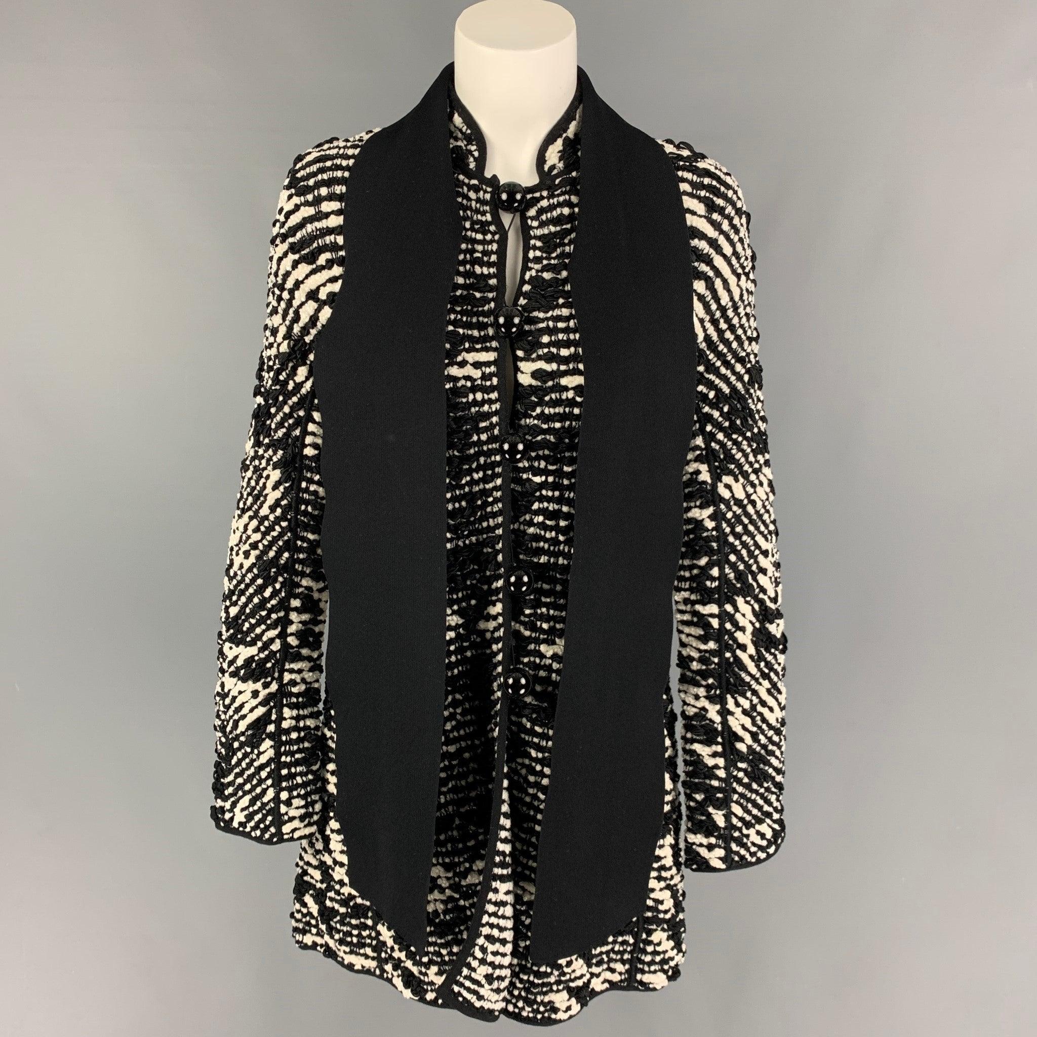 Women's GIORGIO ARMANI Size 4 Black White Viscose Blend Woven Buttoned Coat For Sale