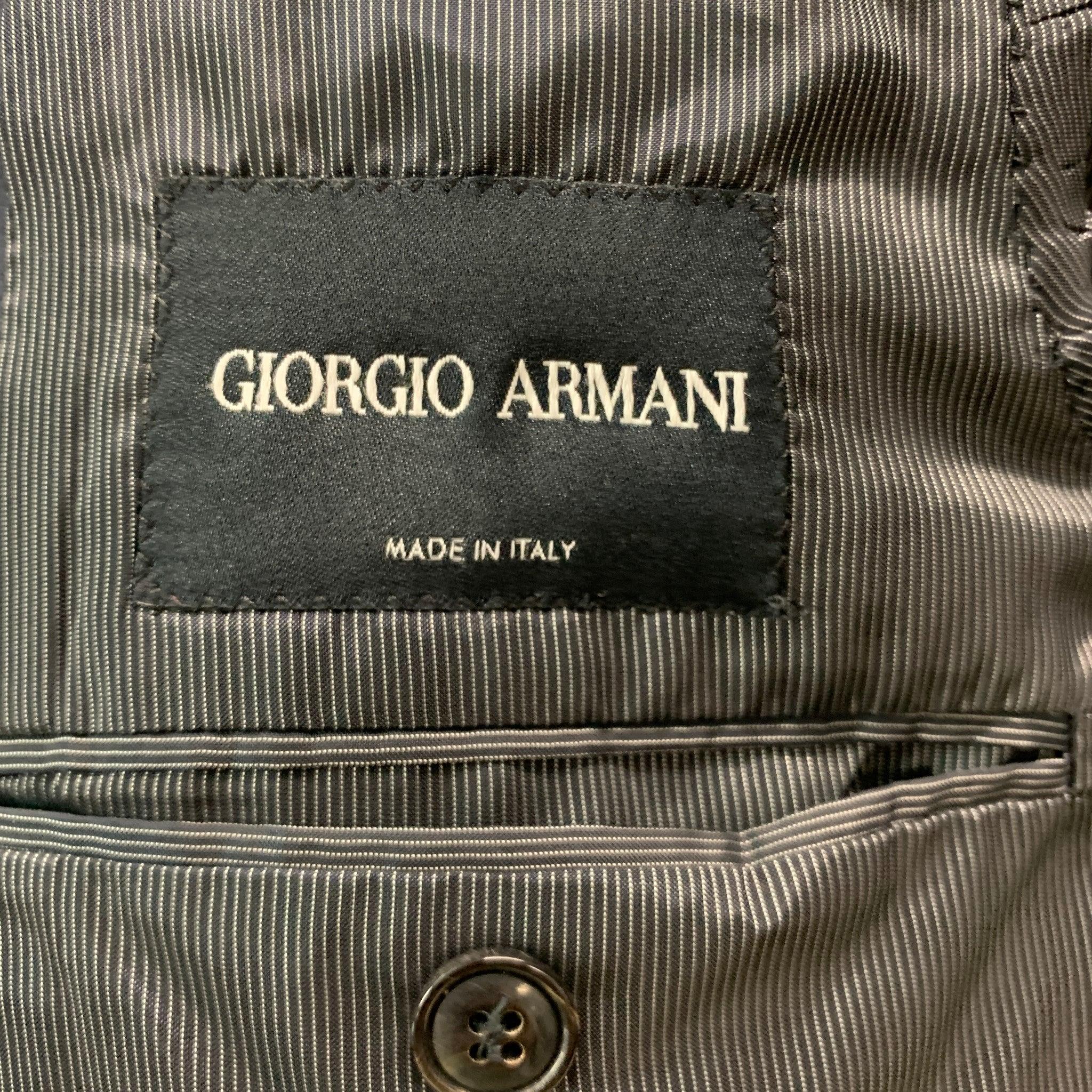 GIORGIO ARMANI Size 40 Navy Solid Cotton Silk Notch Lapel Suit For Sale 3