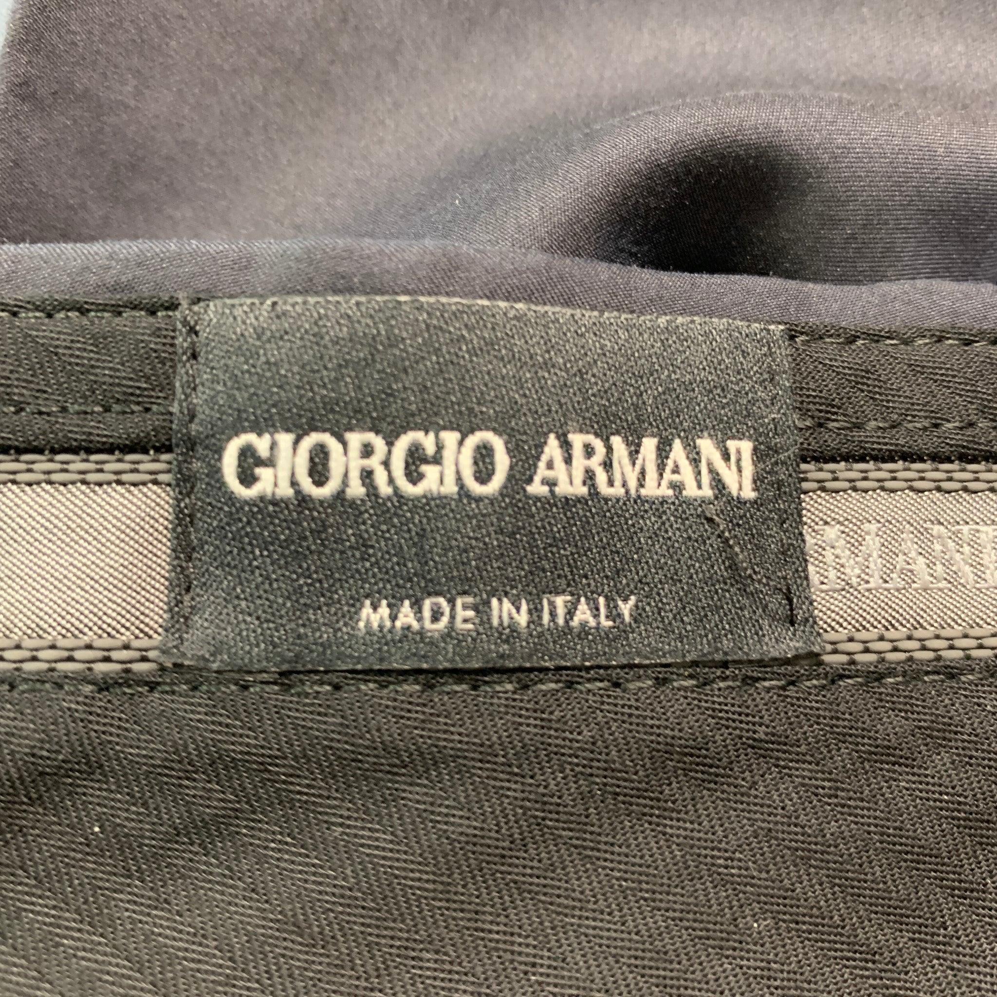 GIORGIO ARMANI Size 40 Navy Solid Cotton Silk Notch Lapel Suit For Sale 5
