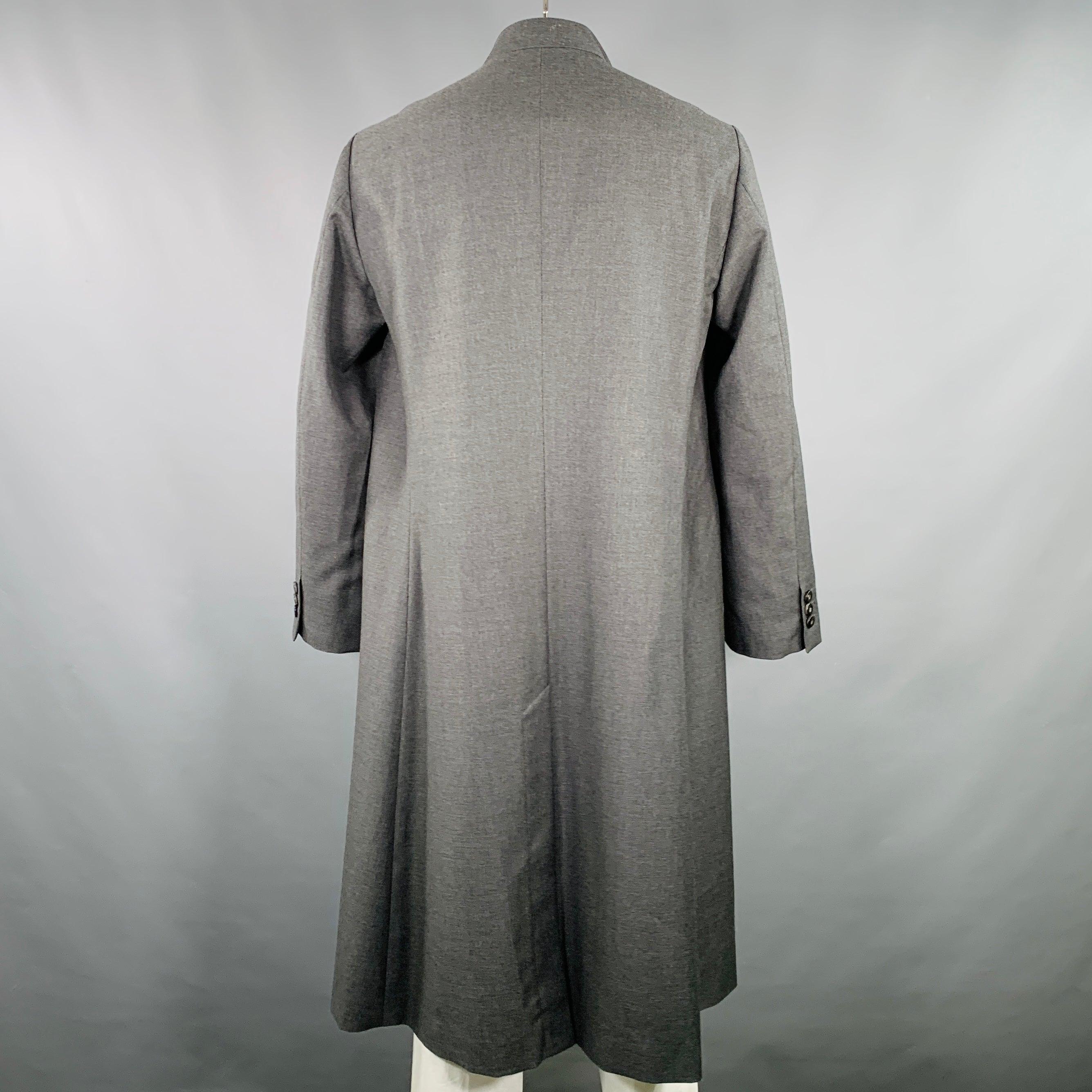 Grigio Giorgio Armani Taglia 42 Cappotto in lana grigia con risvolto a punta in vendita