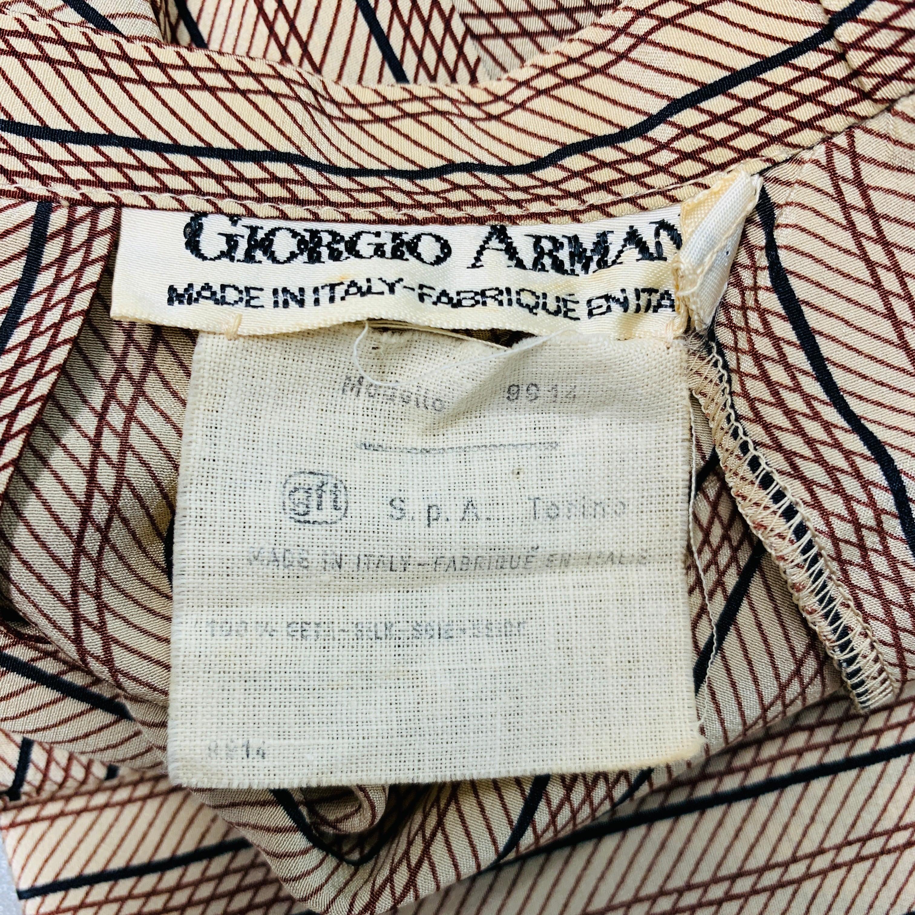 Giorgio Armani Taille 6 Chemisier plissé en soie à rayures beige et bourgogne en vente 2