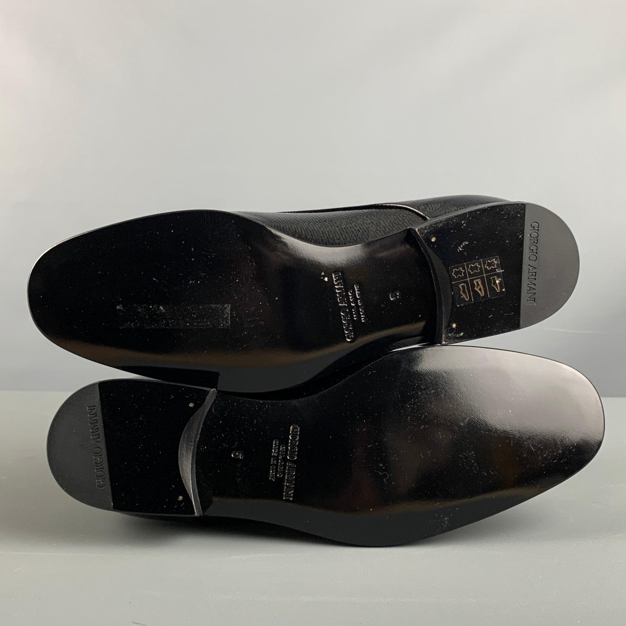 GIORGIO ARMANI Size 6 Black Solid Leather Lace Up Lace Up Shoes For Sale 2