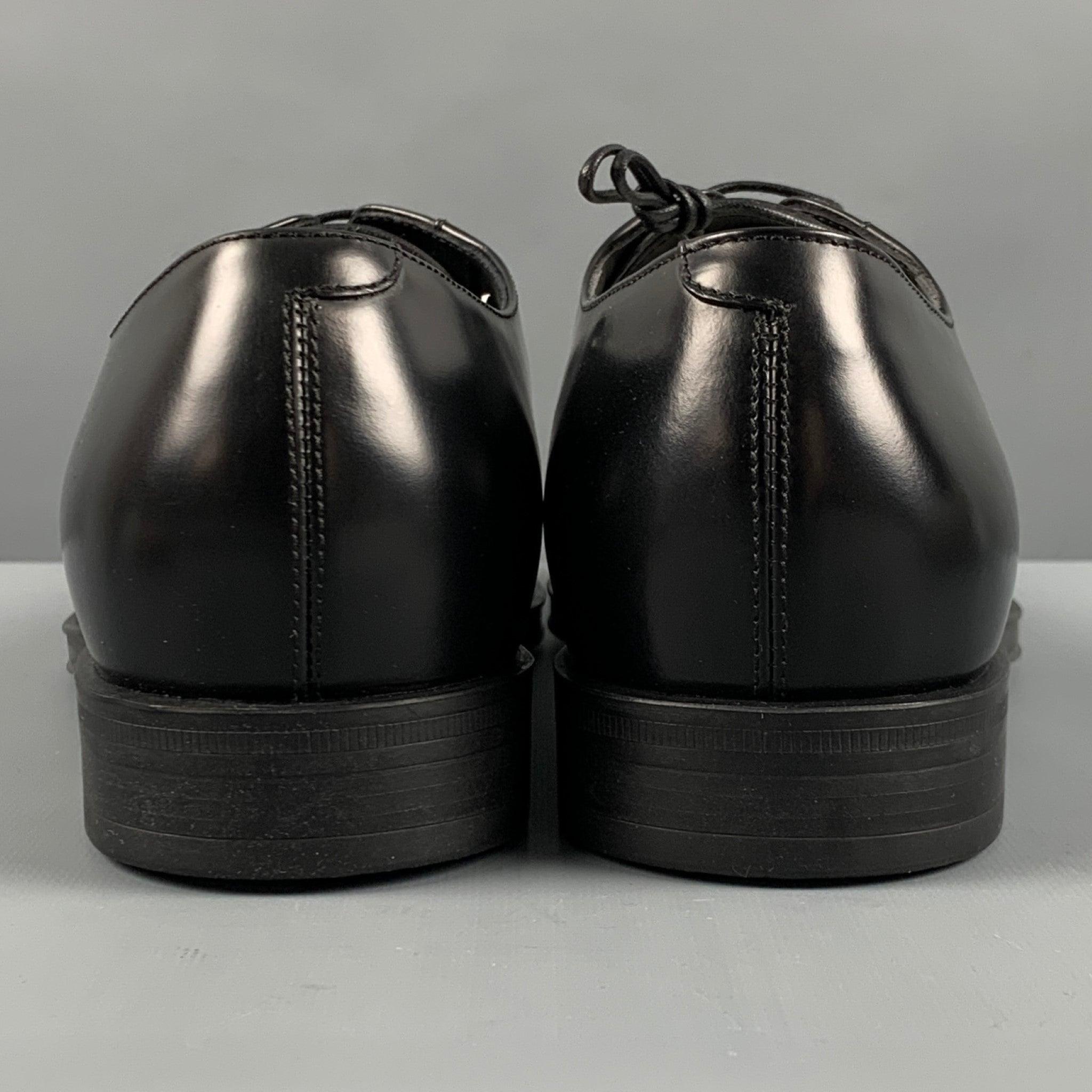 GIORGIO ARMANI Size 7 Black Leather Lace-Up Shoes In Good Condition For Sale In San Francisco, CA