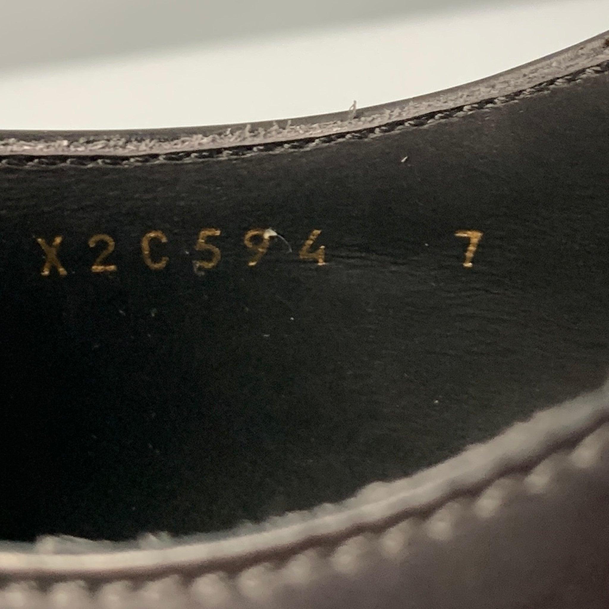 GIORGIO ARMANI Size 7 Black Leather Lace-Up Shoes For Sale 4
