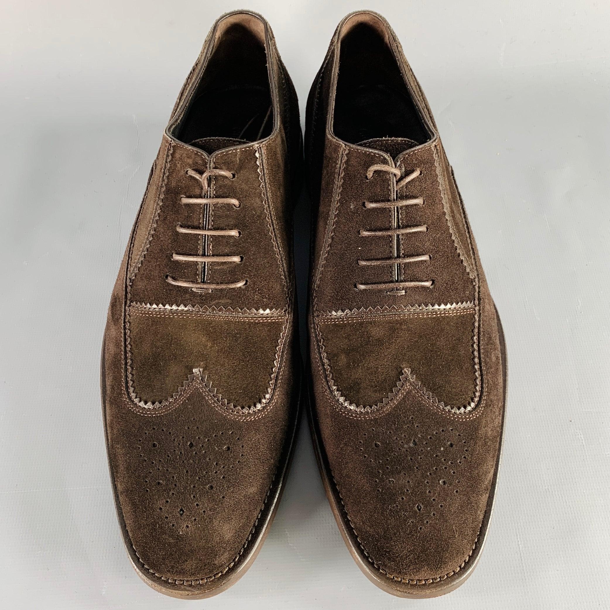 GIORGIO ARMANI Taille 8 Chaussures à lacets Wingtip en daim texturé Brown Bon état - En vente à San Francisco, CA