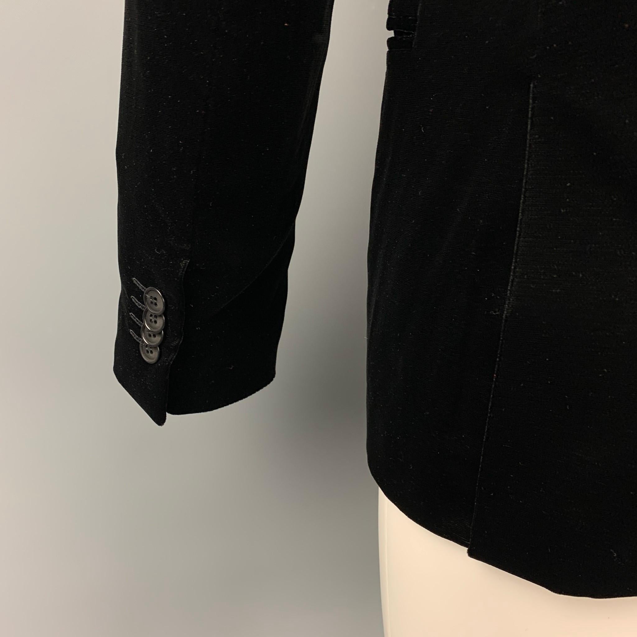 GIORGIO ARMANI Soho Size 40 Black Velvet Notch Lapel Sport Coat In Excellent Condition In San Francisco, CA