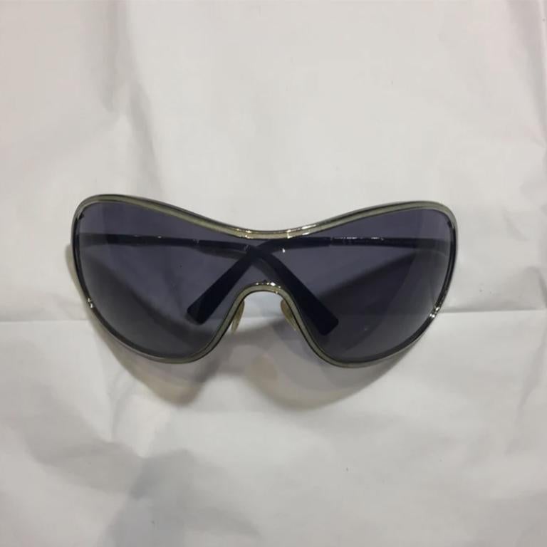 GIORGIO ARMANI SS2004 Fliederfarbene Sonnenbrille  im Zustand „Gut“ im Angebot in Paris, FR