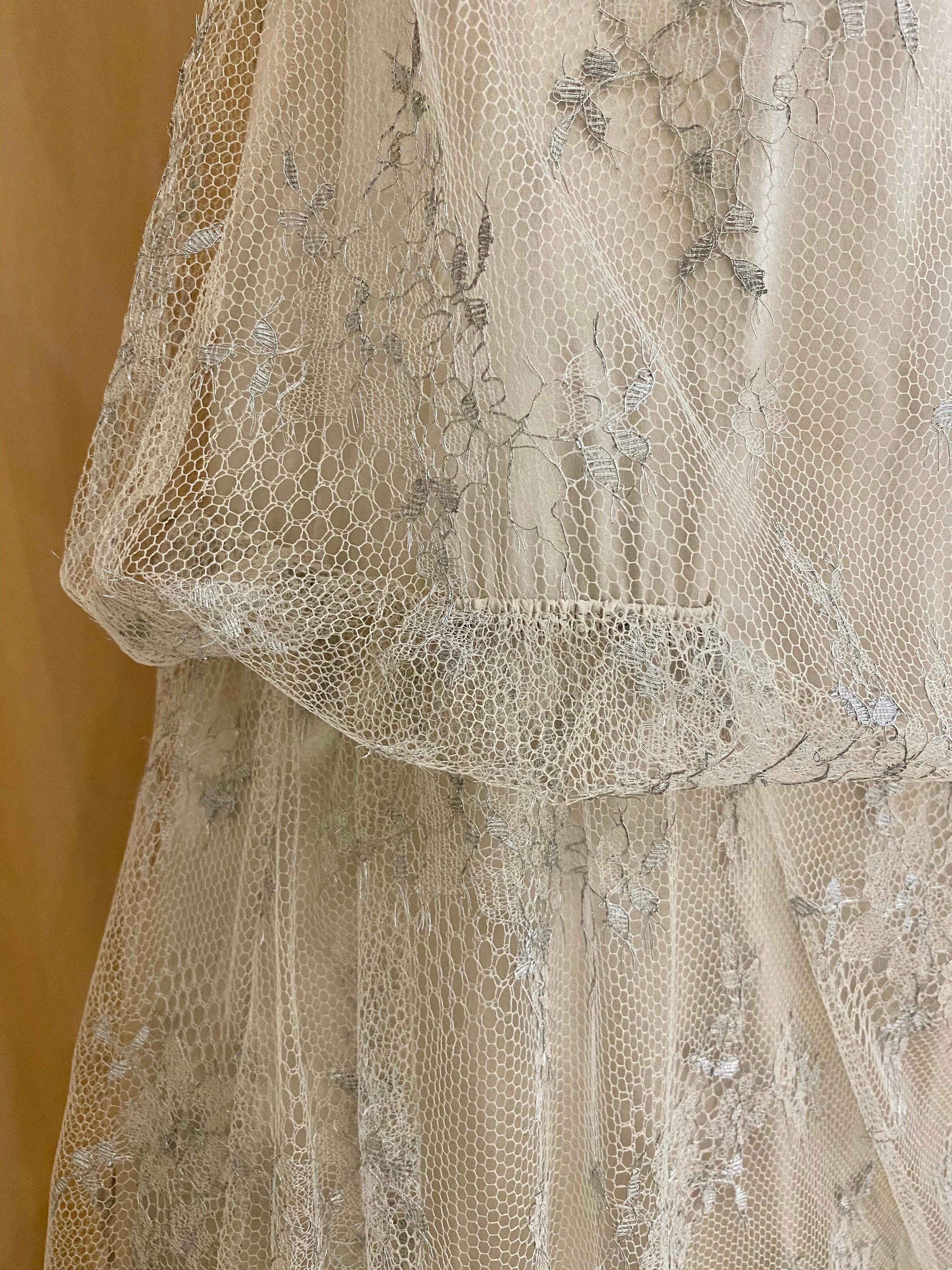 Women's Giorgio Armani Strapless White and Silver Lace Gown For Sale