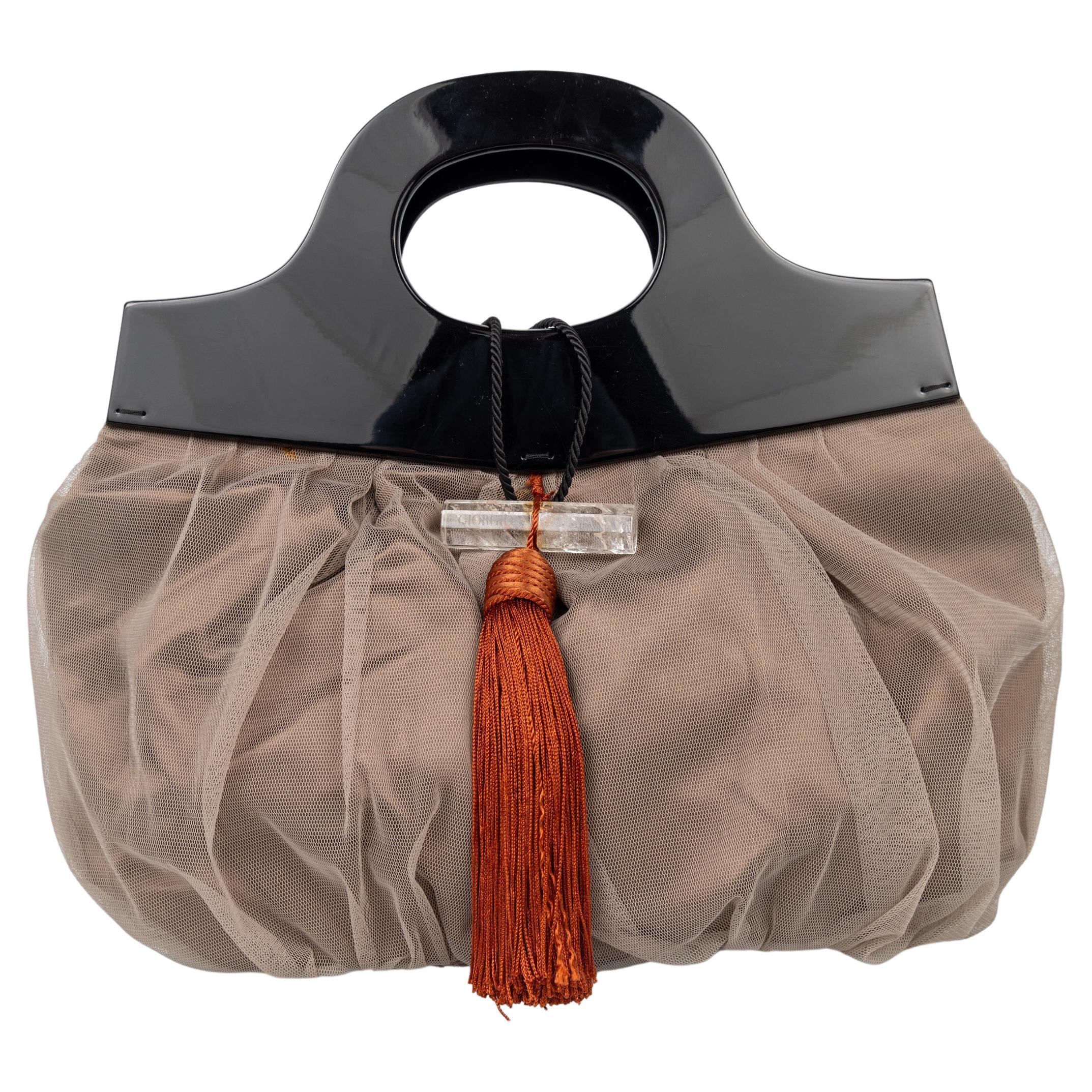 Giorgio Armani Sac de soirée en taupe Fermeture en cristal de roche et anses en lucite en vente