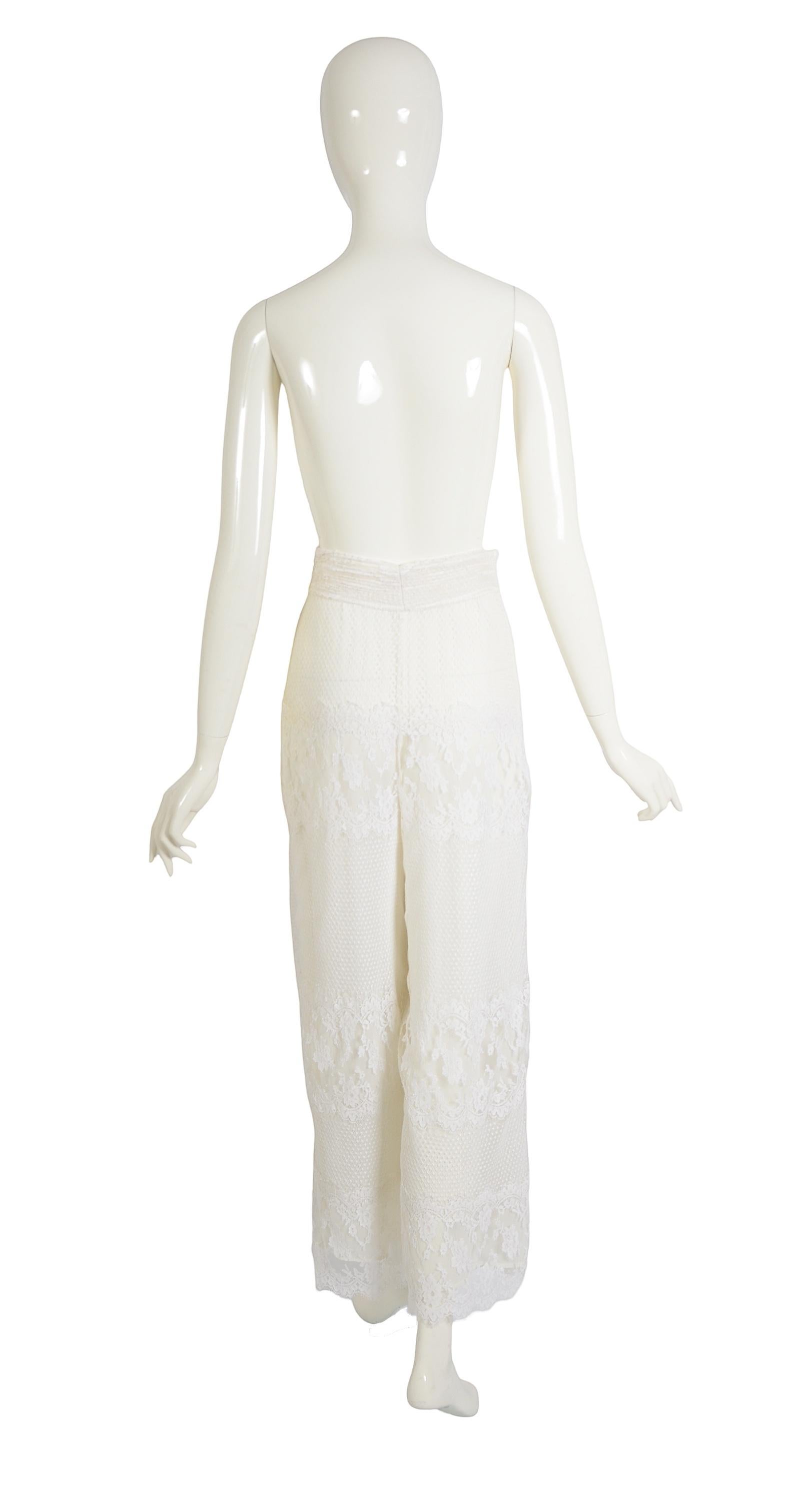 Giorgio Armani Vintage 1980s Gathered White Cotton Lace Draped Skirt Pants For Sale 1