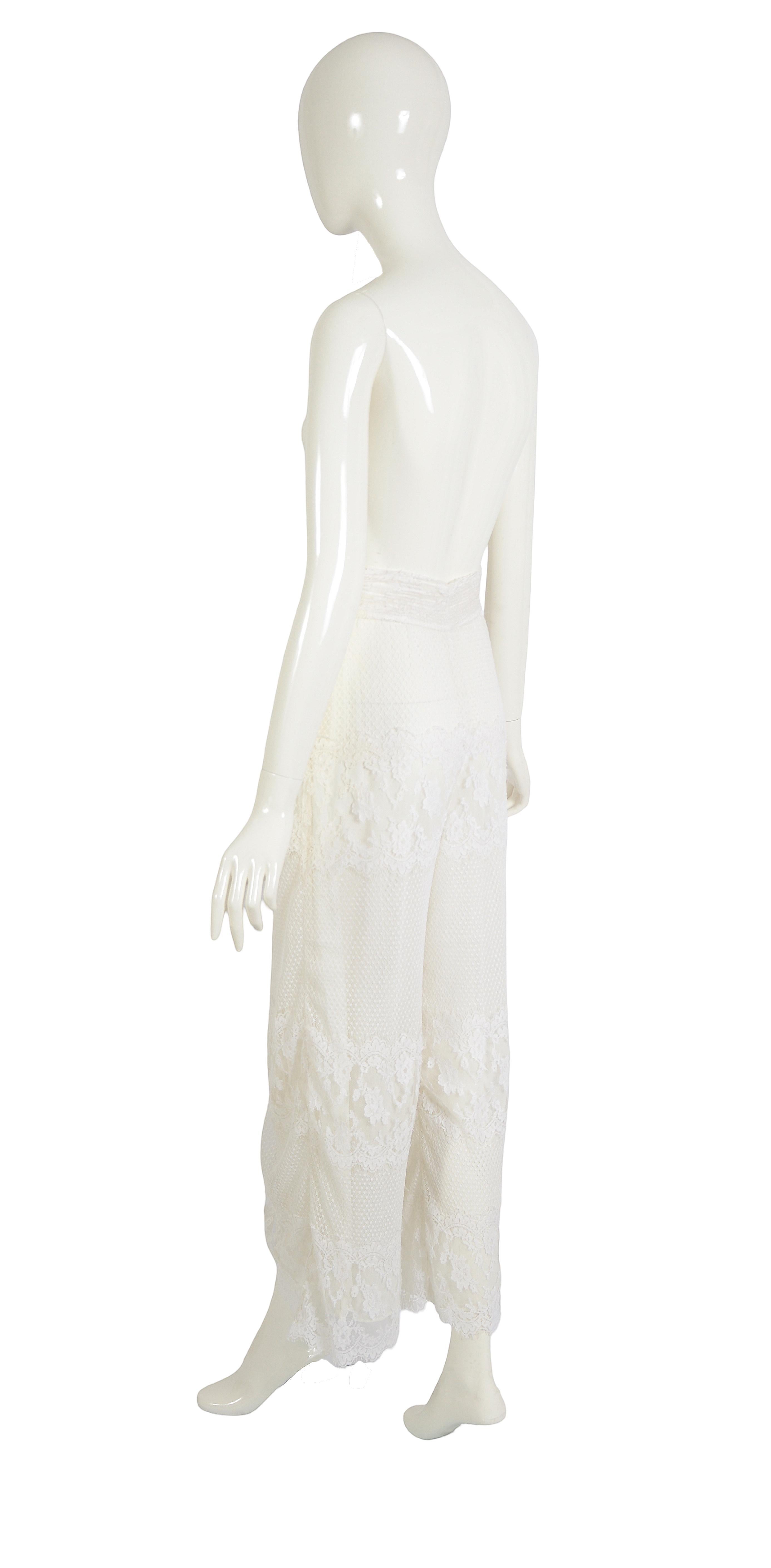 Giorgio Armani Vintage 1980s Gathered White Cotton Lace Draped Skirt Pants For Sale 3