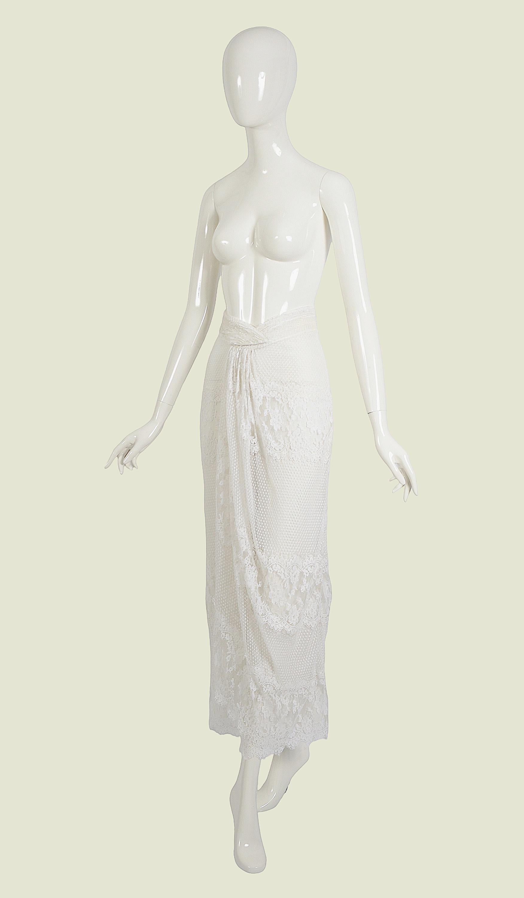 Giorgio Armani Vintage 1980s Gathered White Cotton Lace Draped Skirt Pants For Sale 4