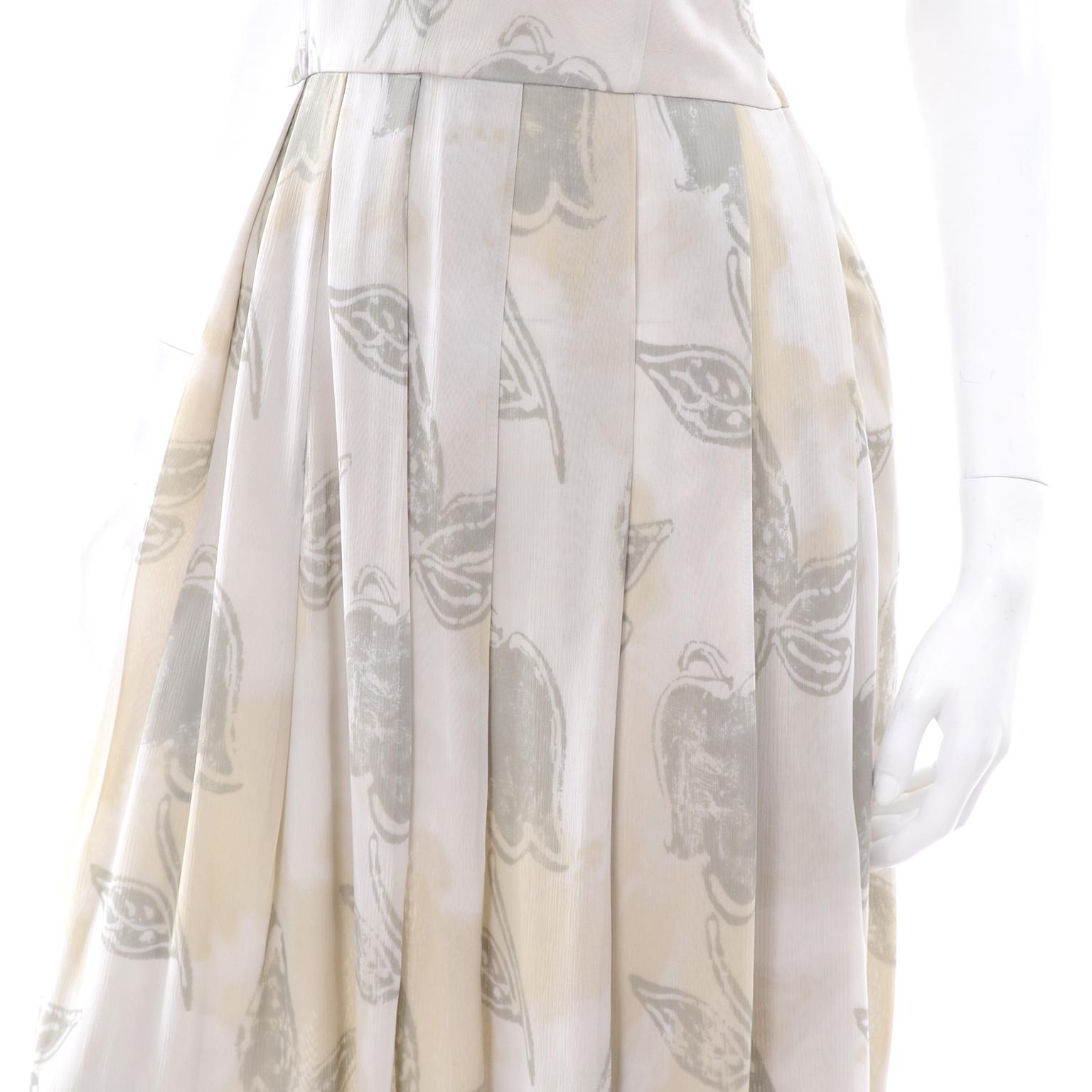 Giorgio Armani Vintage 1990s Cream Khaki Sage Green Leaf Print Summer Dress For Sale 1