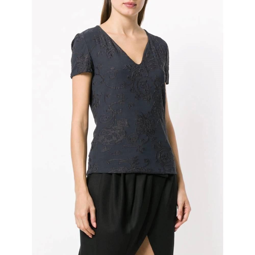 Giorgio Armani Vintage 90s dark grey silk T-shirt In Excellent Condition In Lugo (RA), IT