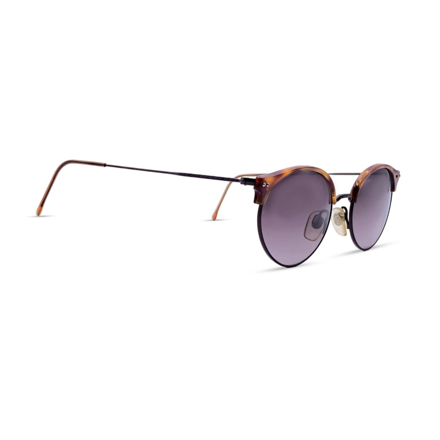 Giorgio Armani Vintage Brown Sunglasses Mod. 377 col. 015 47/20 140mm In Excellent Condition For Sale In Rome, Rome