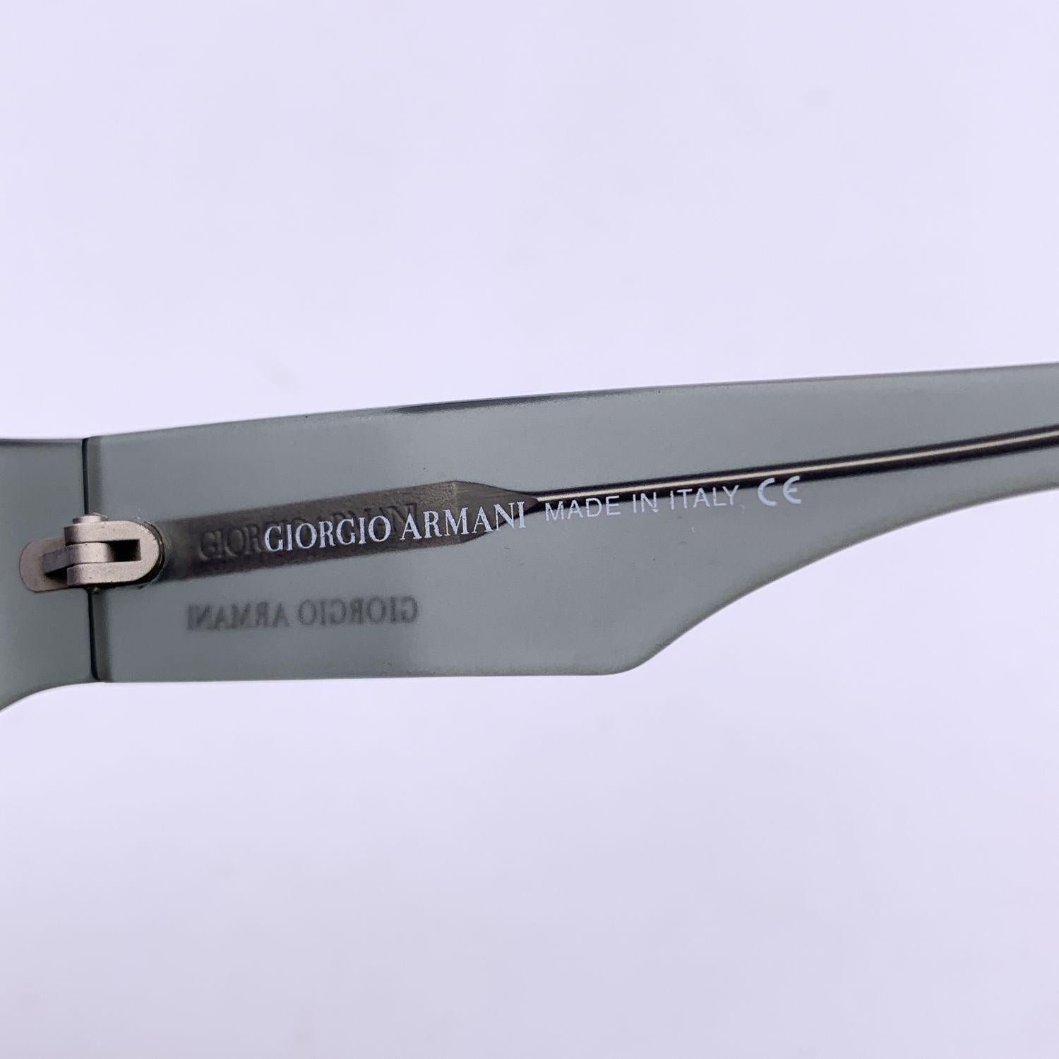 Giorgio Armani Vintage Graue Perma-Sonnenbrille in Hellgrau 842 125 mm im Angebot 2