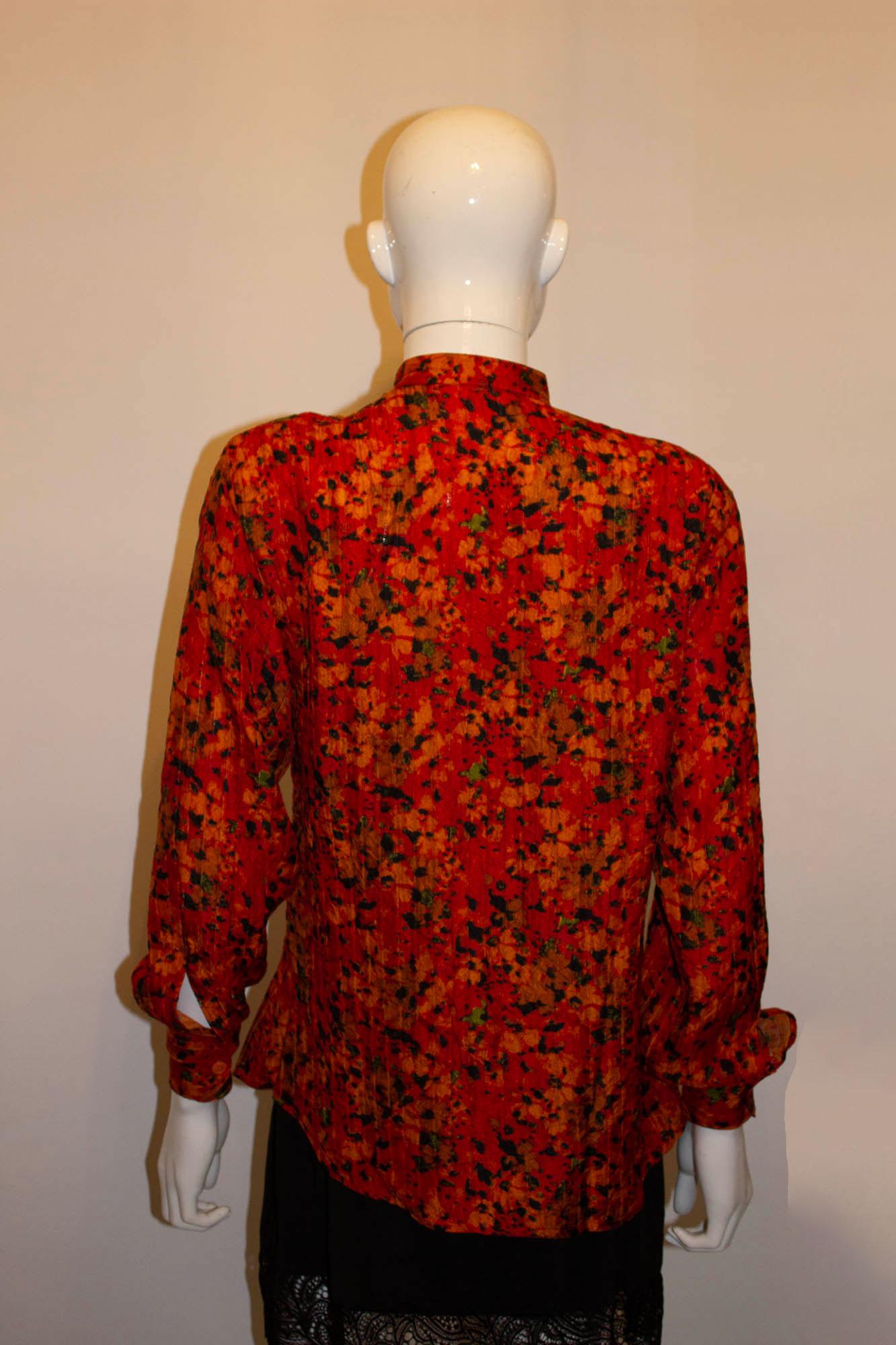 Giorgio Armani ,  Vintage Multi colour Silk Blouse In Good Condition For Sale In London, GB