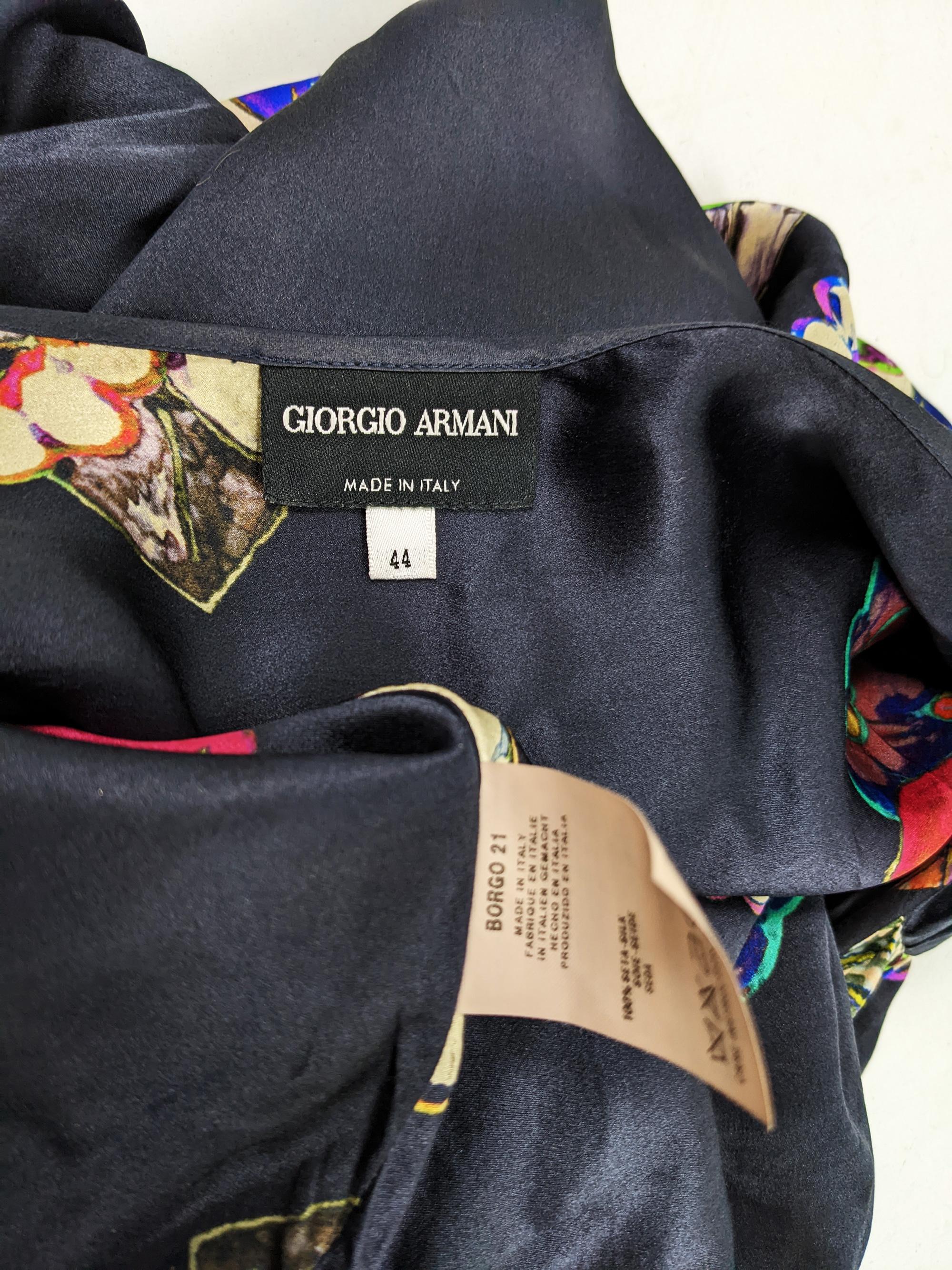 Giorgio Armani Vintage Navy Blue Silk Satin One Shoulder Evening Party Blouse For Sale 3